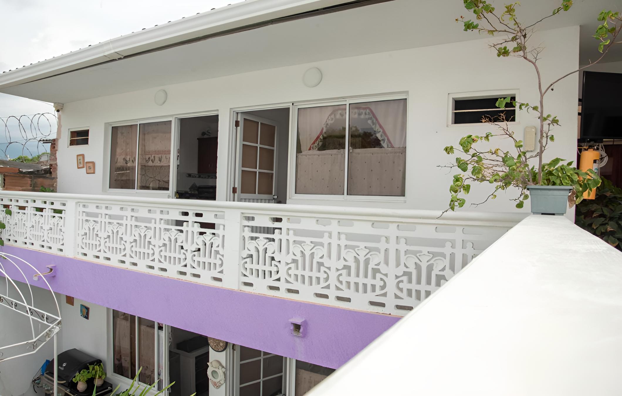 Balcony & Terrace