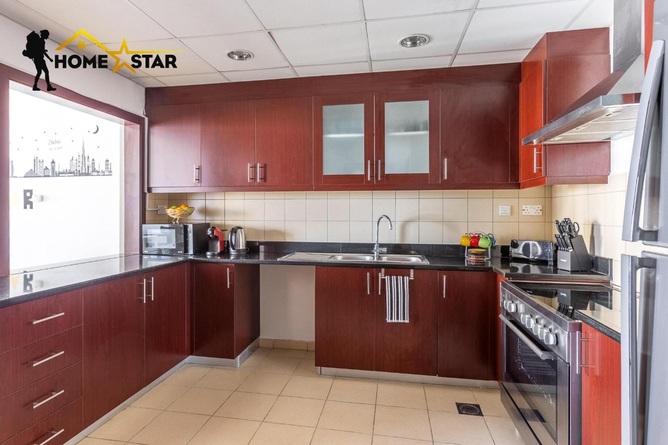 HOMESTAR, Jumeirah Beach Hostel - JBR - Pool, Beach, Metro