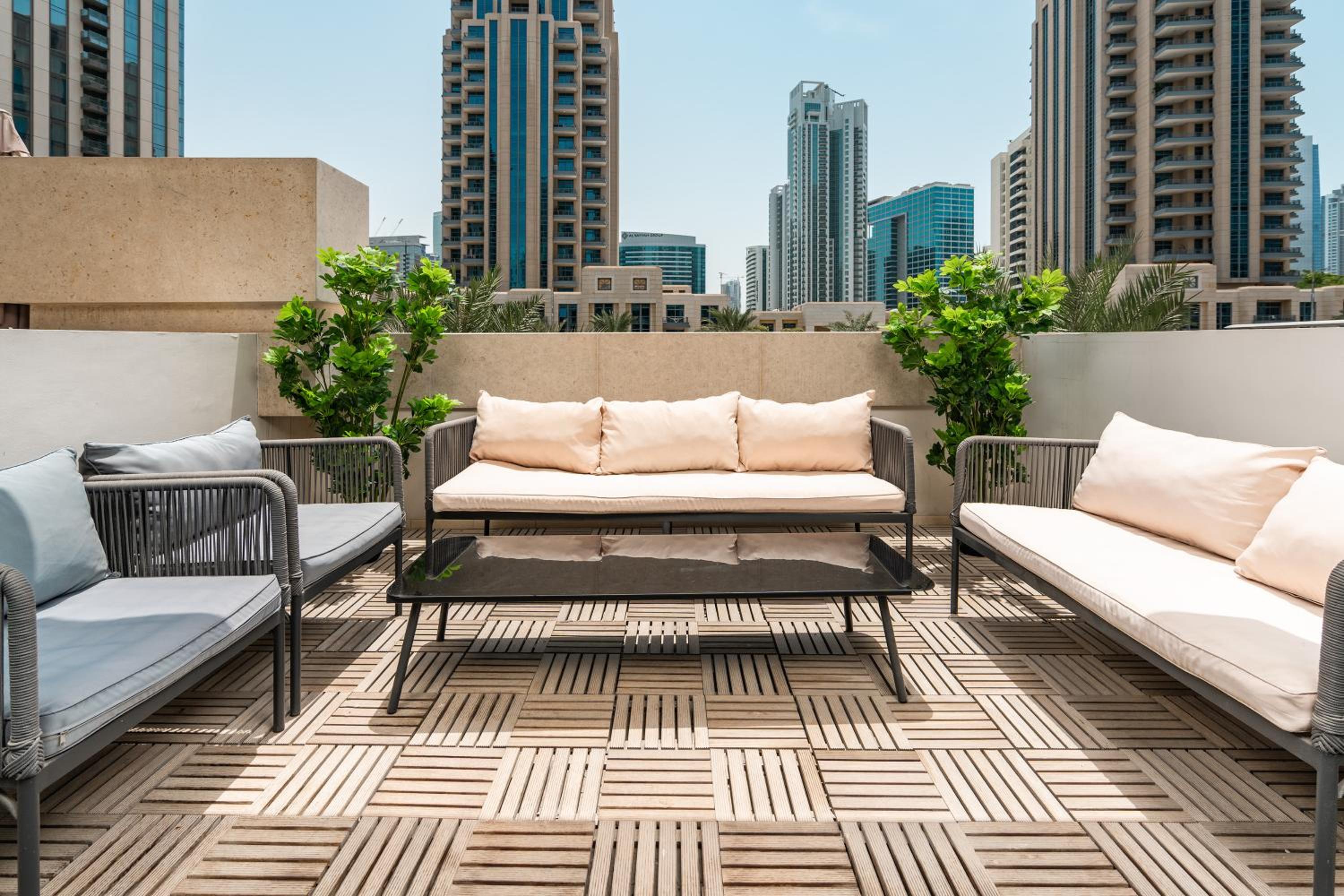Prime Retreats - 29 Emaar Boulevard Downtown Dubai