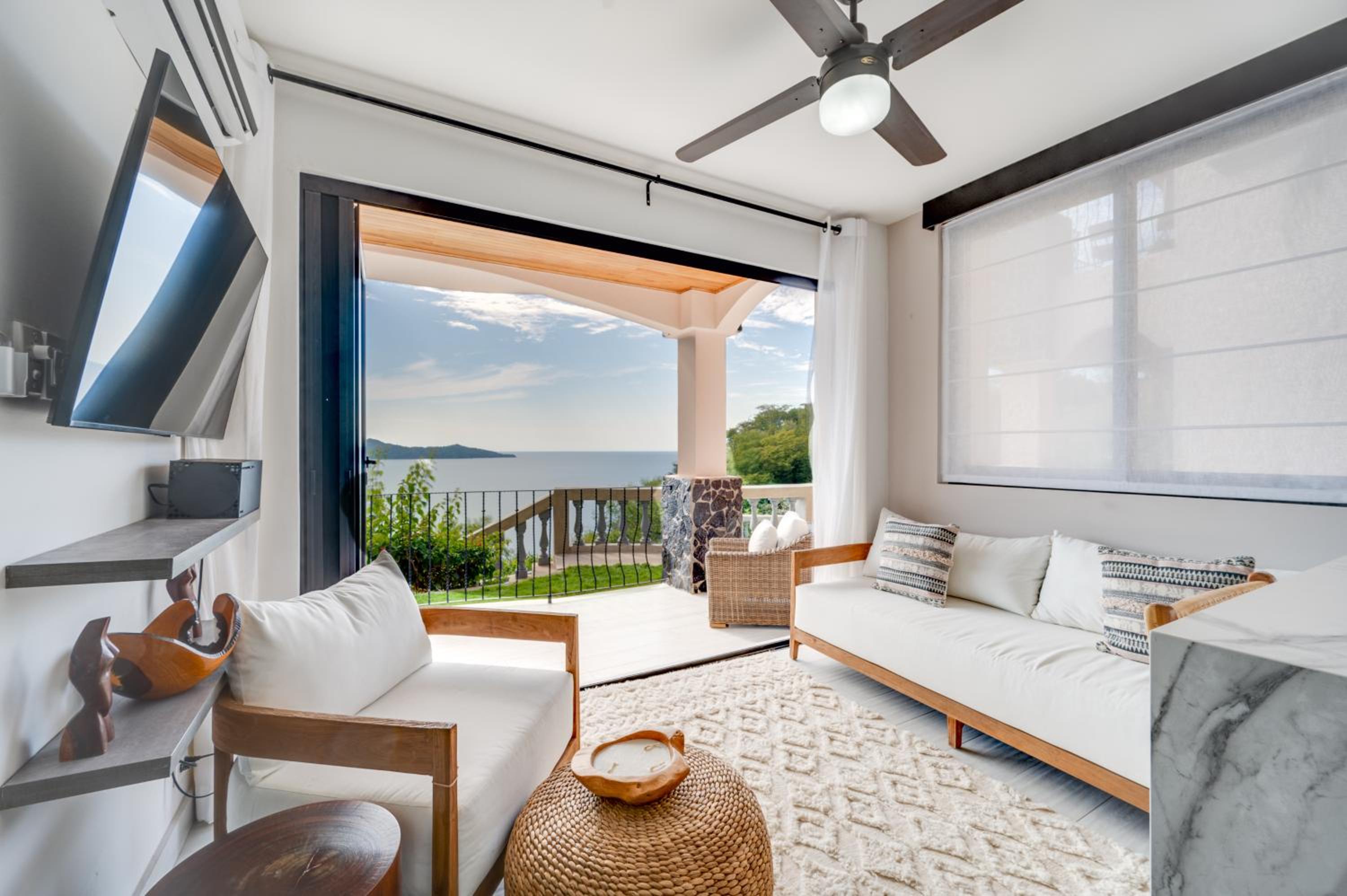 Playa Flamingo Towers Cliffside Retreat Endless Views Sunsets