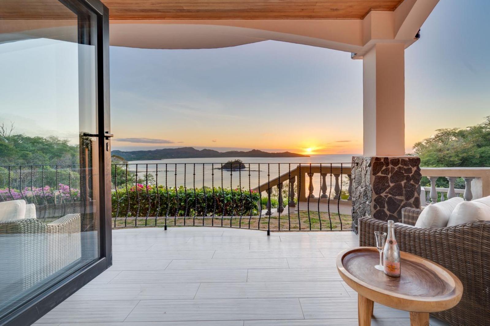 Playa Flamingo Towers Cliffside Retreat Endless Views Sunsets
