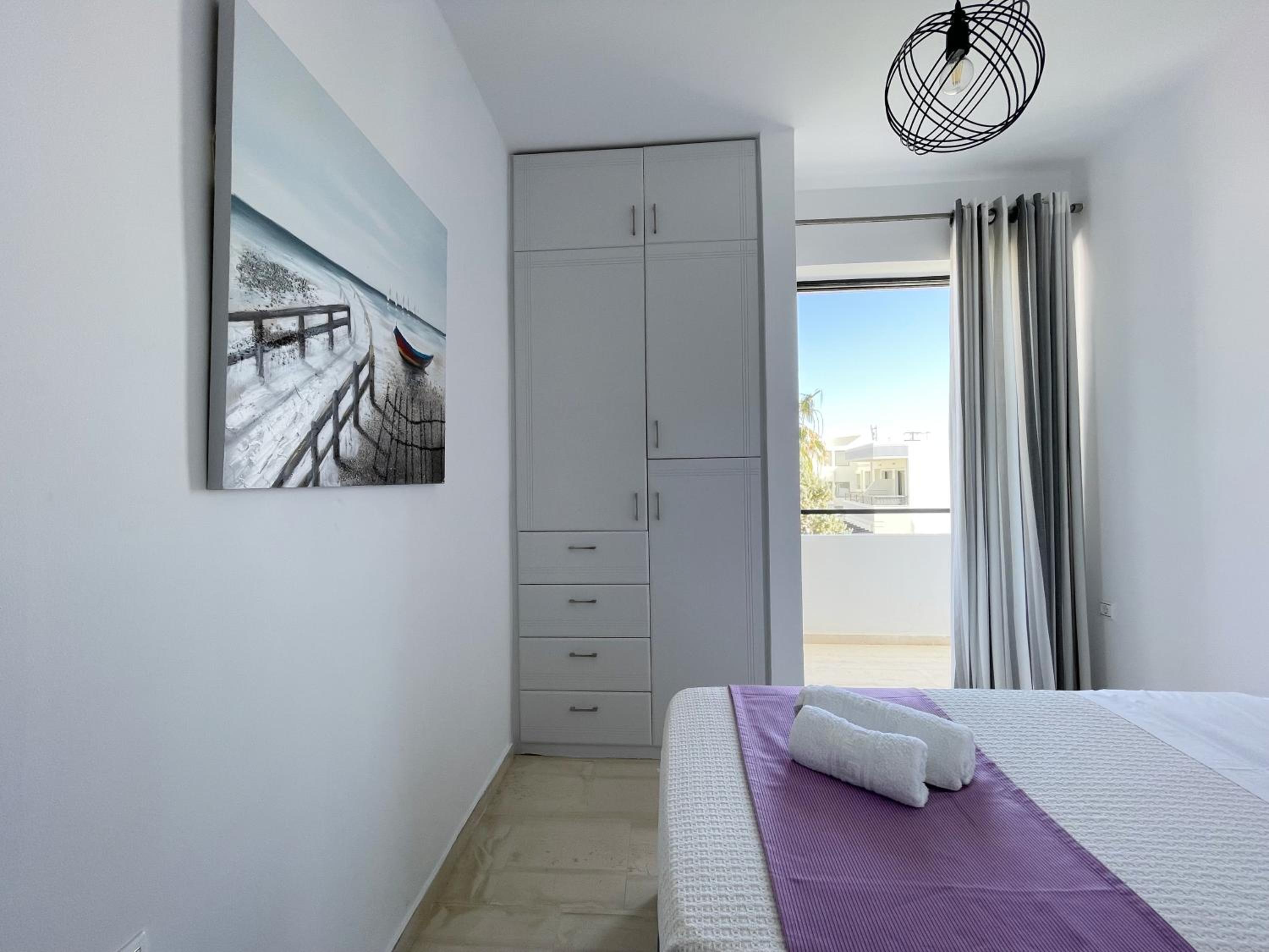 Sunset Seaside Apartments & Studios