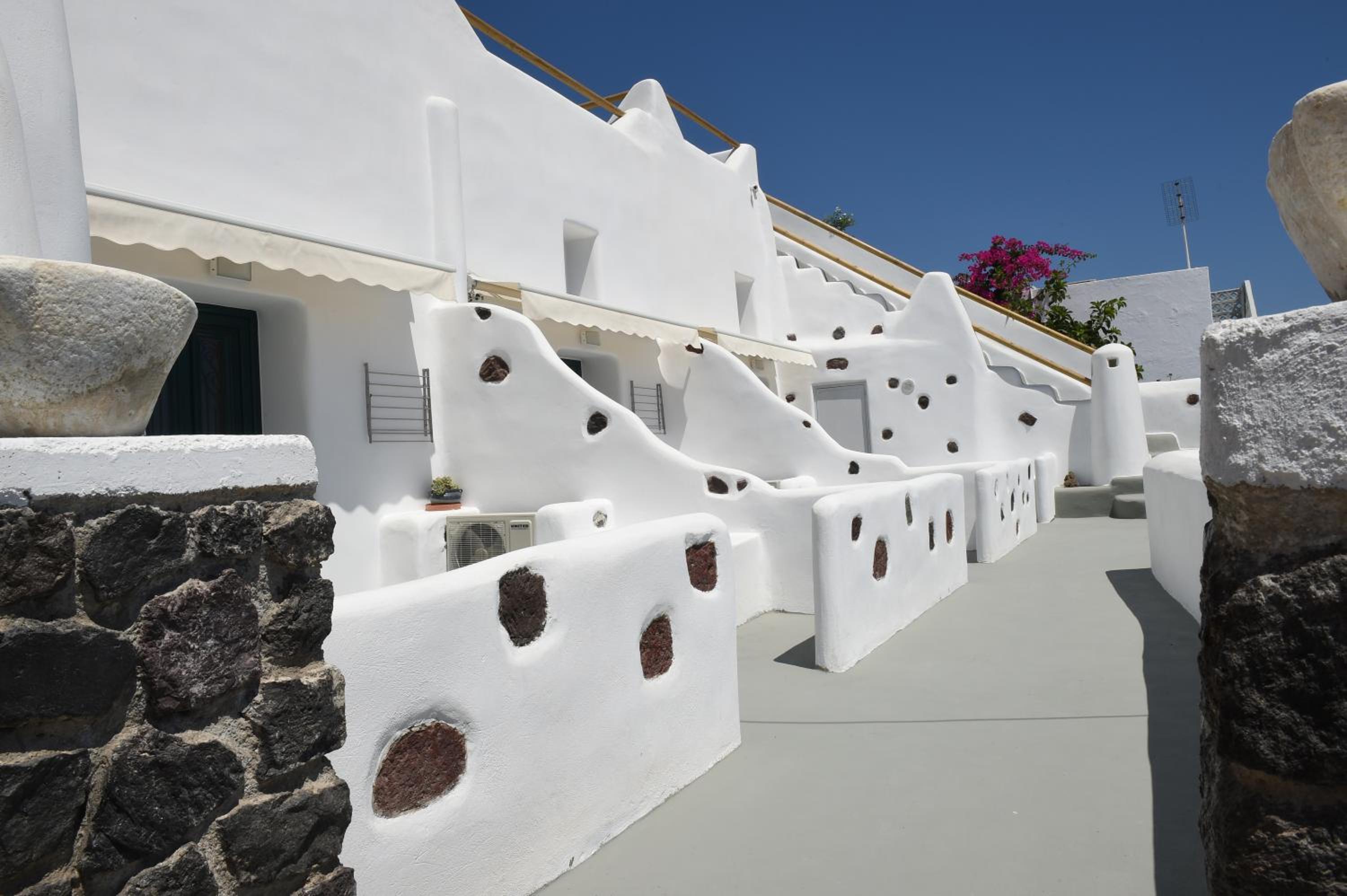 Manias Fira Residences