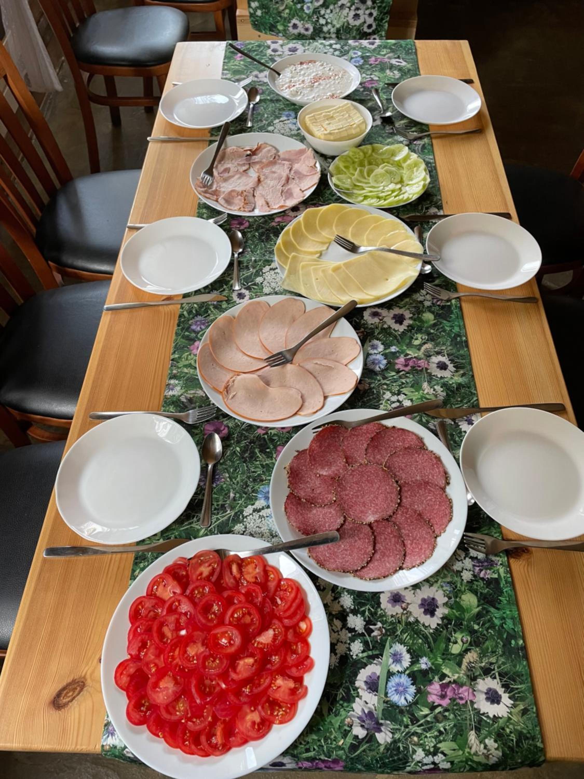 breakfast buffet