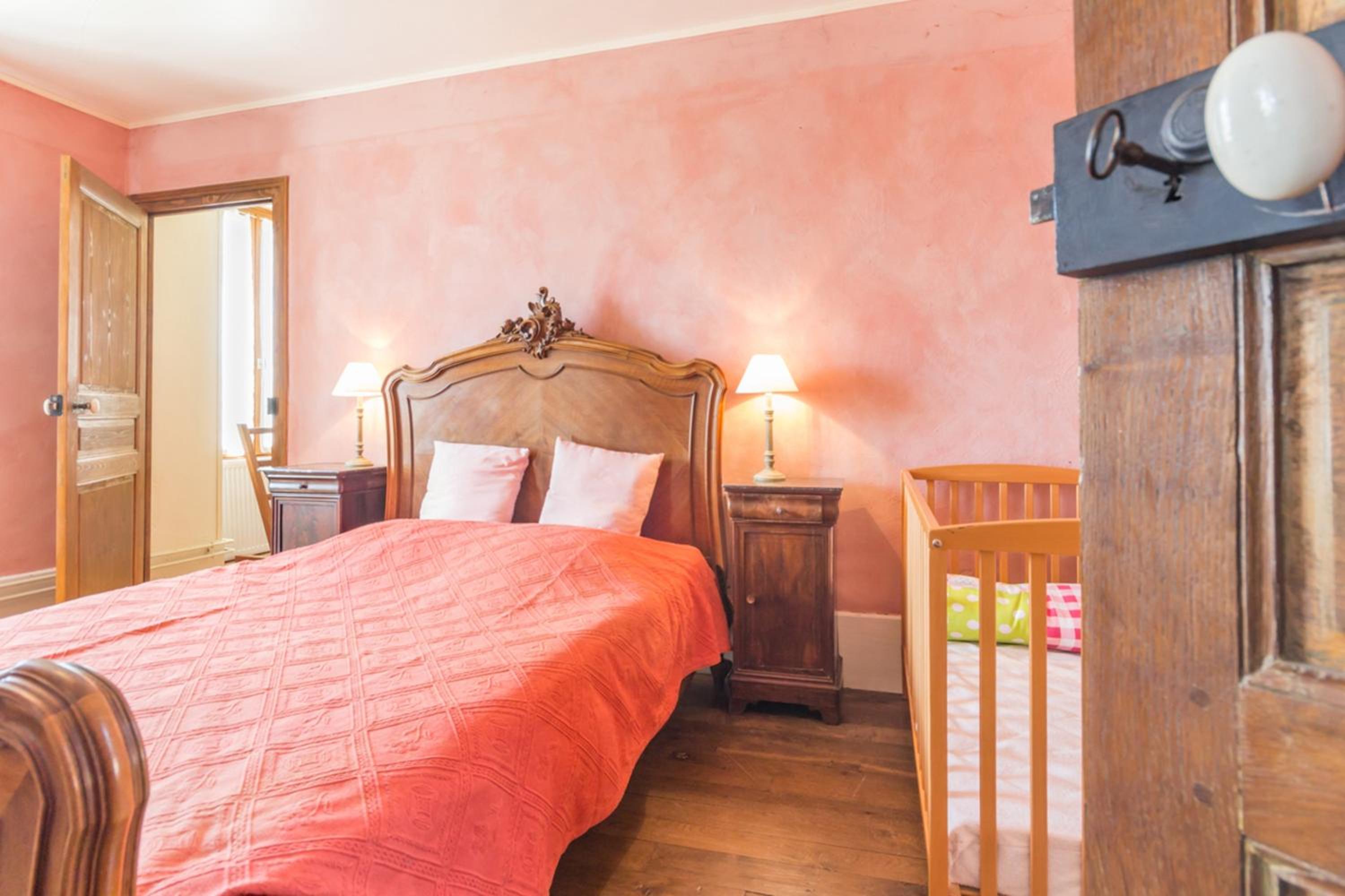 Maison de 2 chambres avec jardin amenage et wifi a Eringes