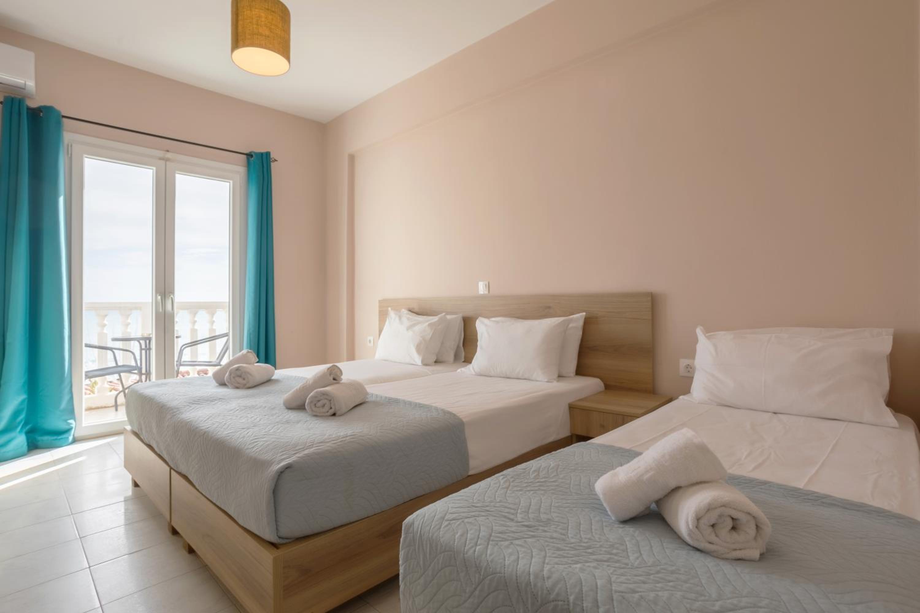 MARE BLU STUDIOS & SUITES view 2