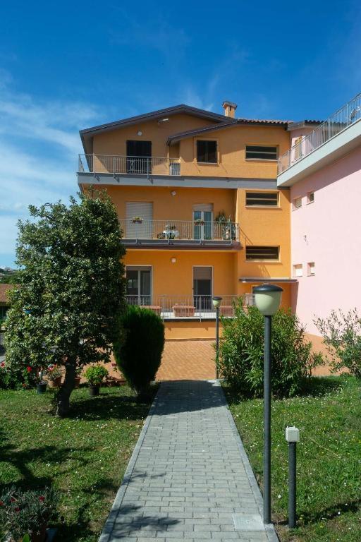 Photo 17