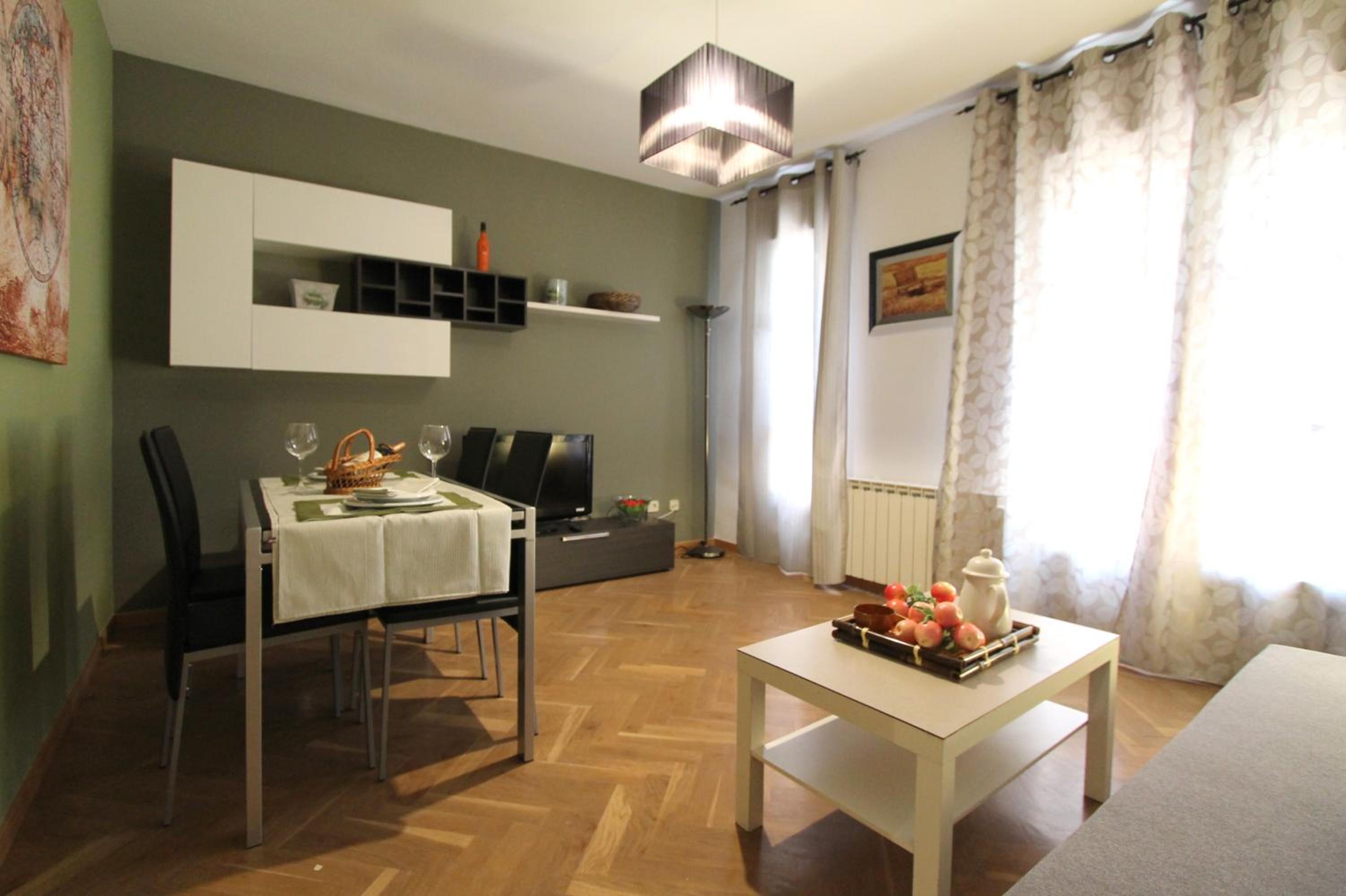 Apartamento Silvela view 2