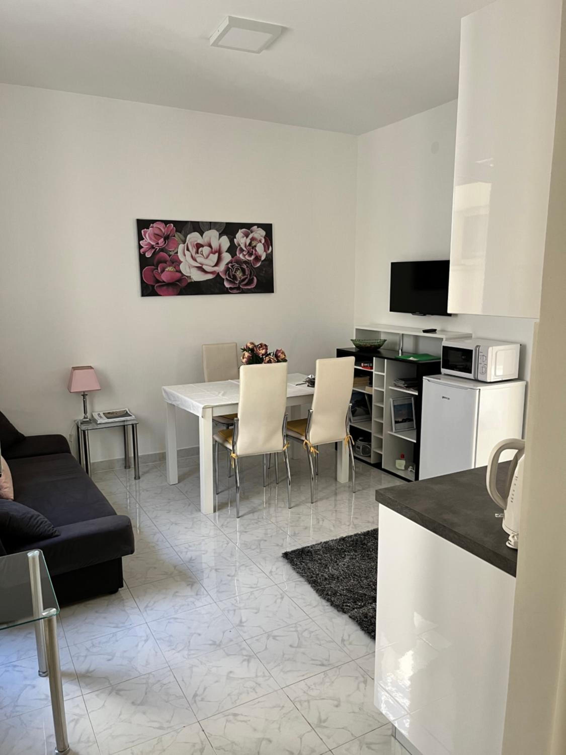 Concordia Apartments