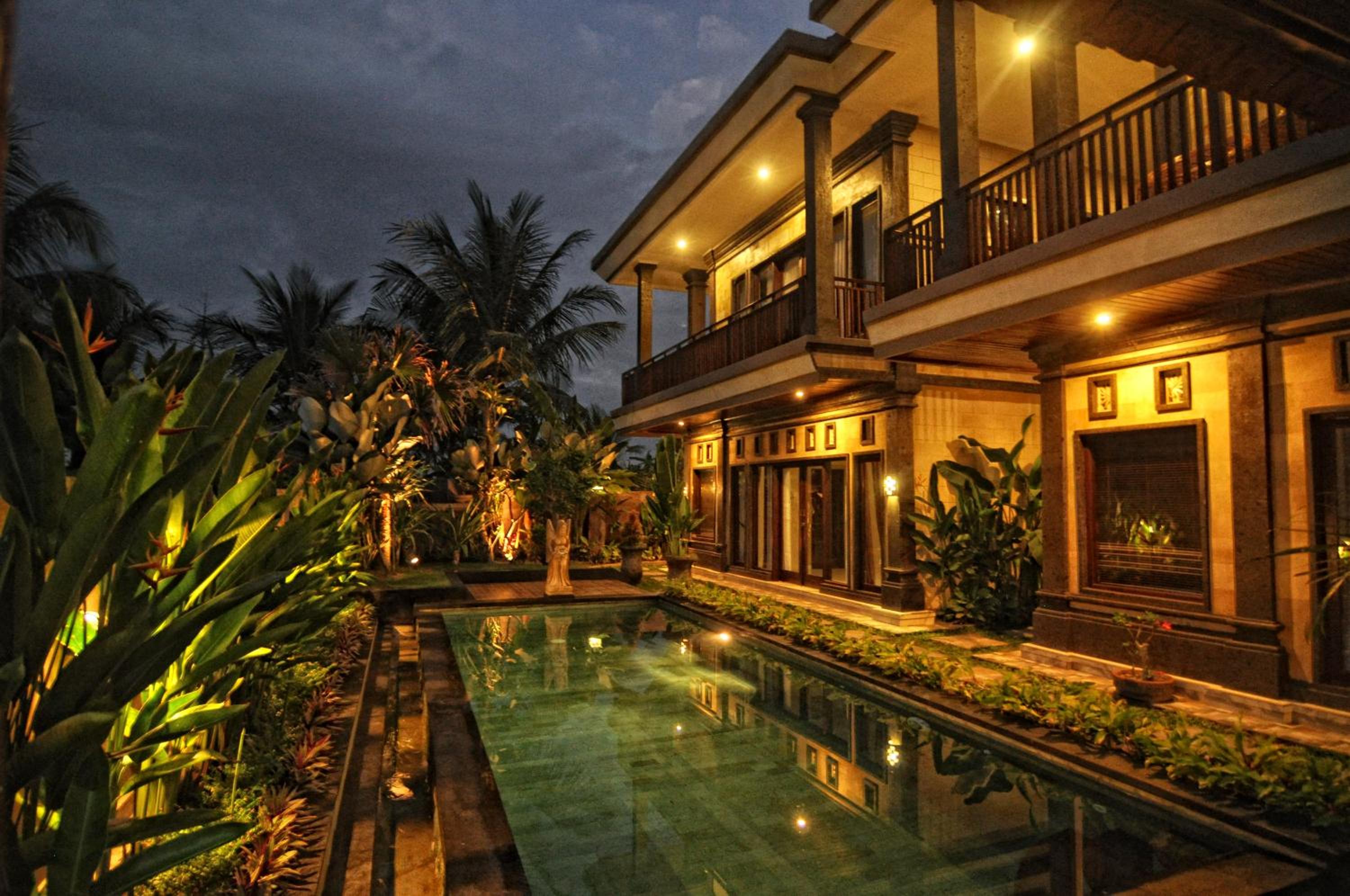 Leo Villa