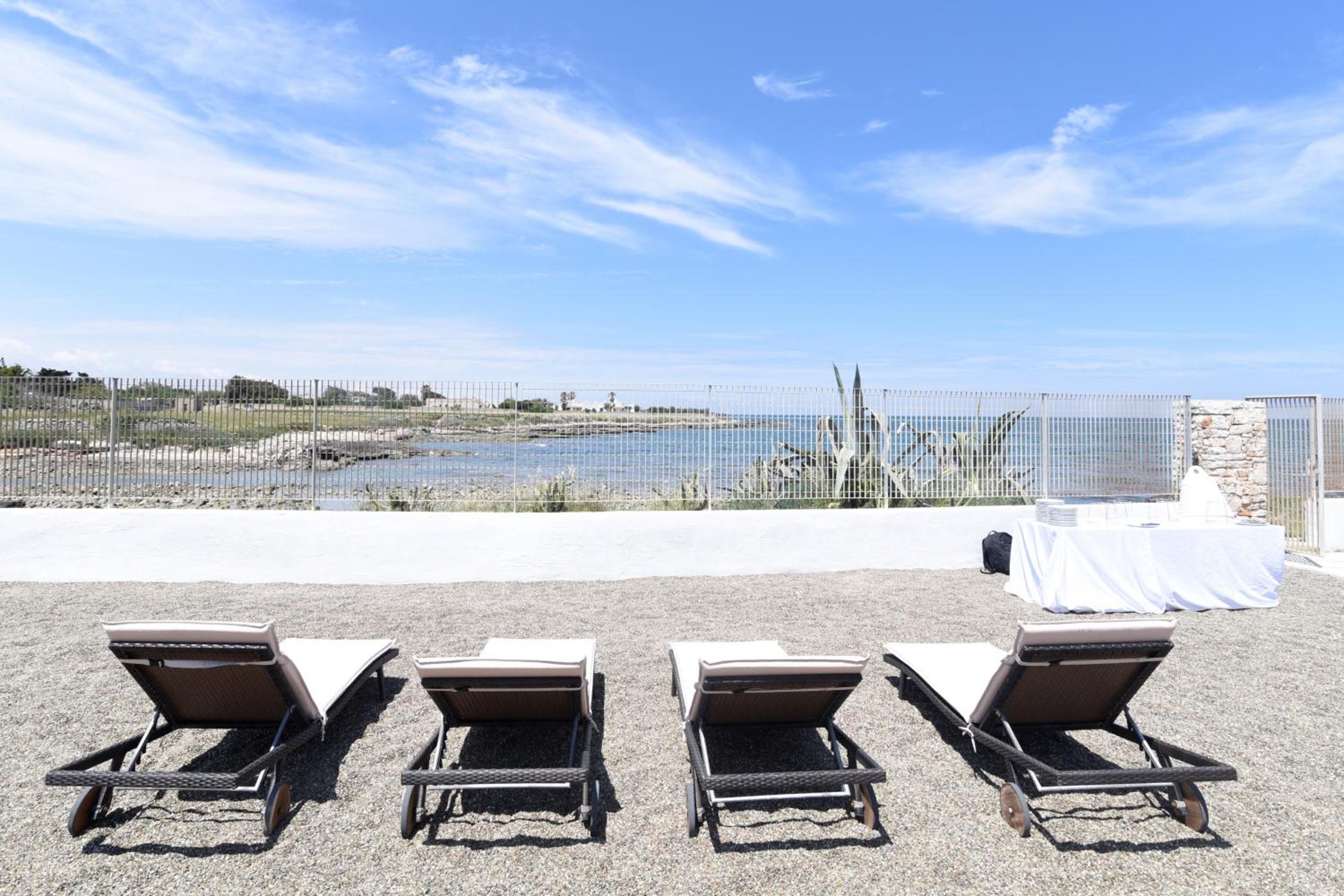 Villa Emiele con vista mare