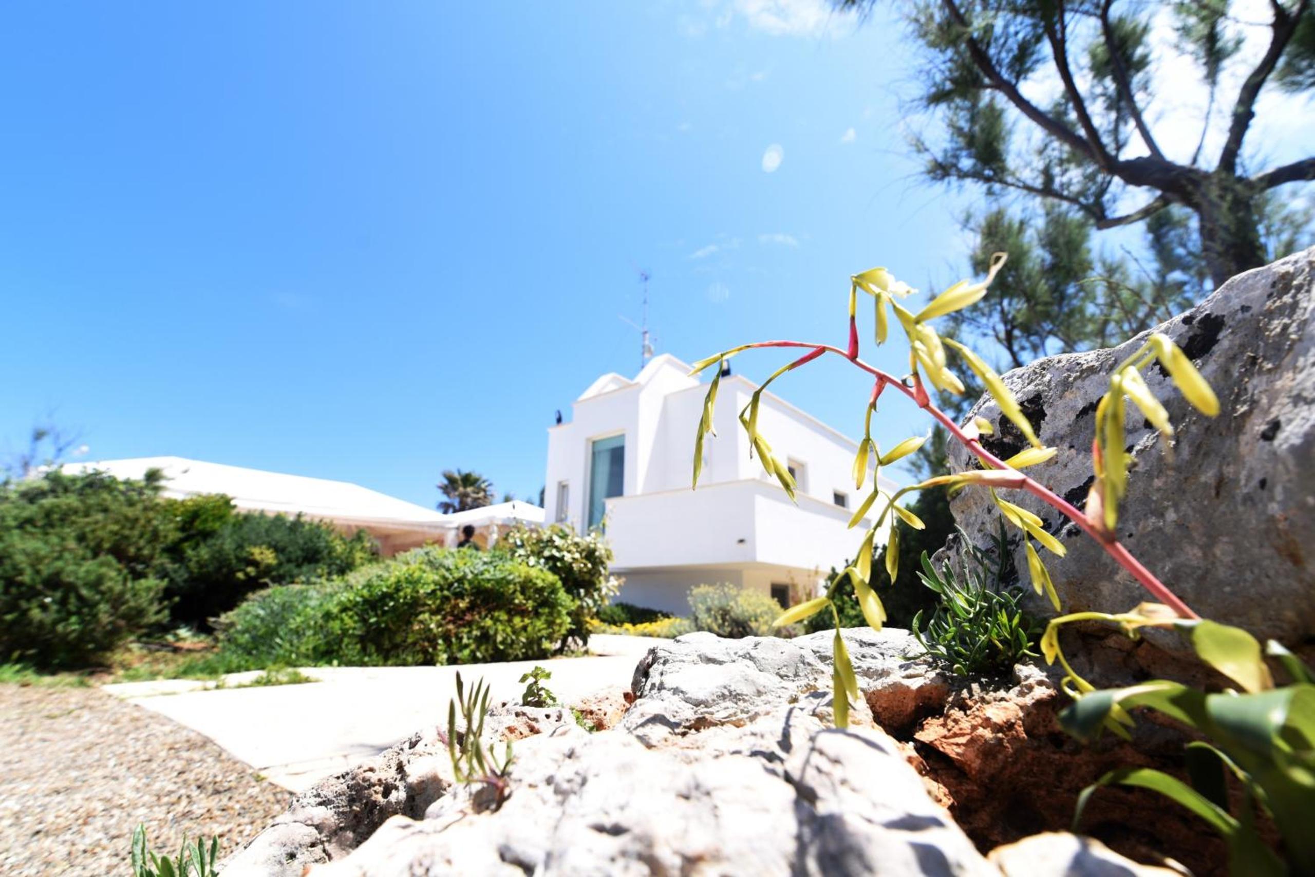 Villa Emiele con vista mare