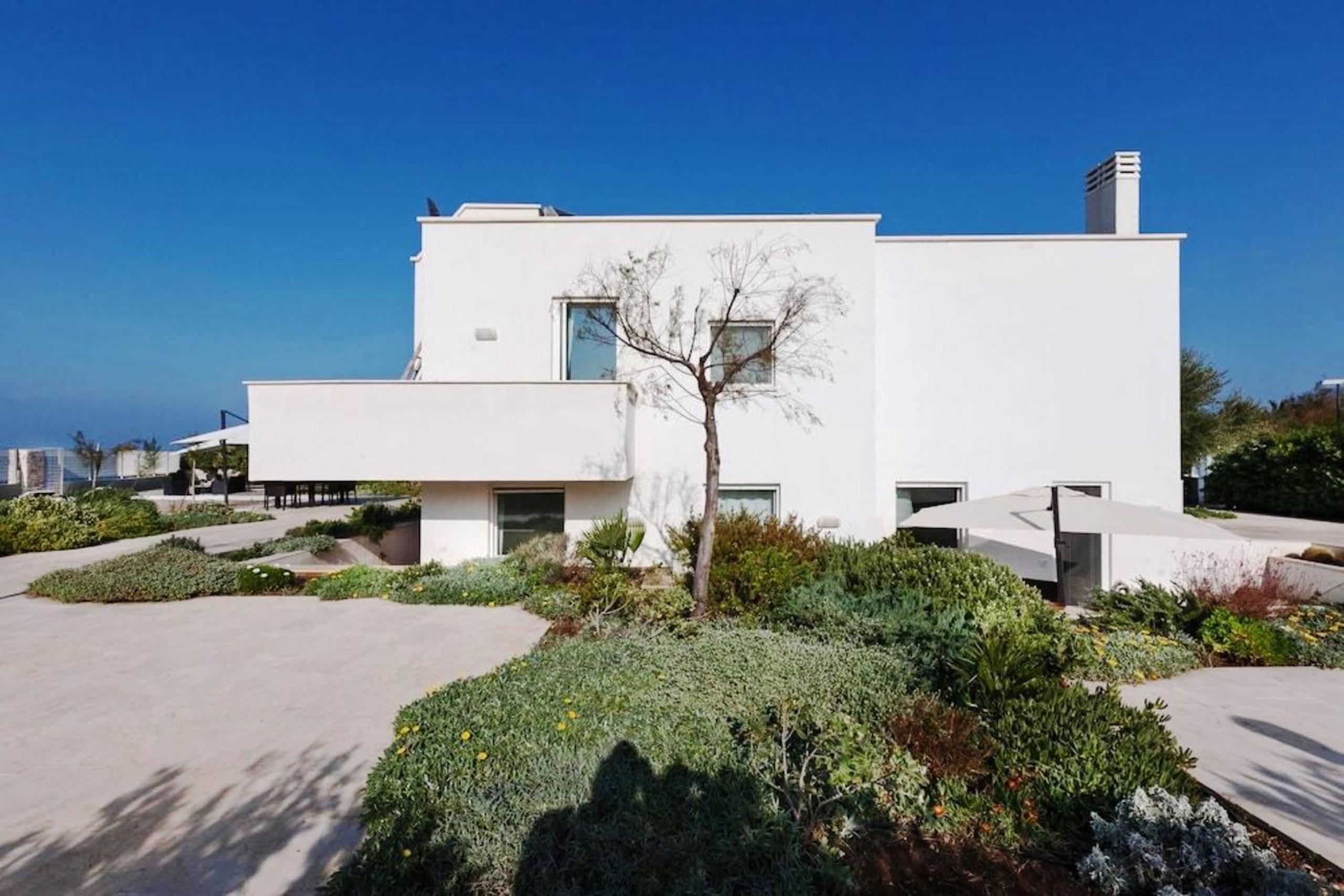Villa Emiele con vista mare