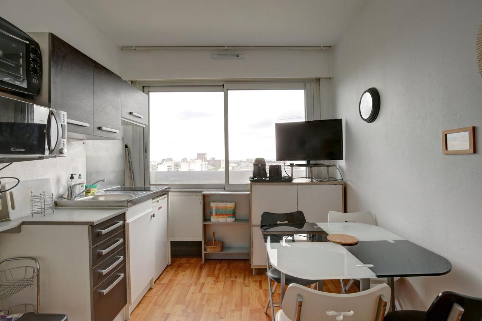4-person apartment near Buttes Chaumont