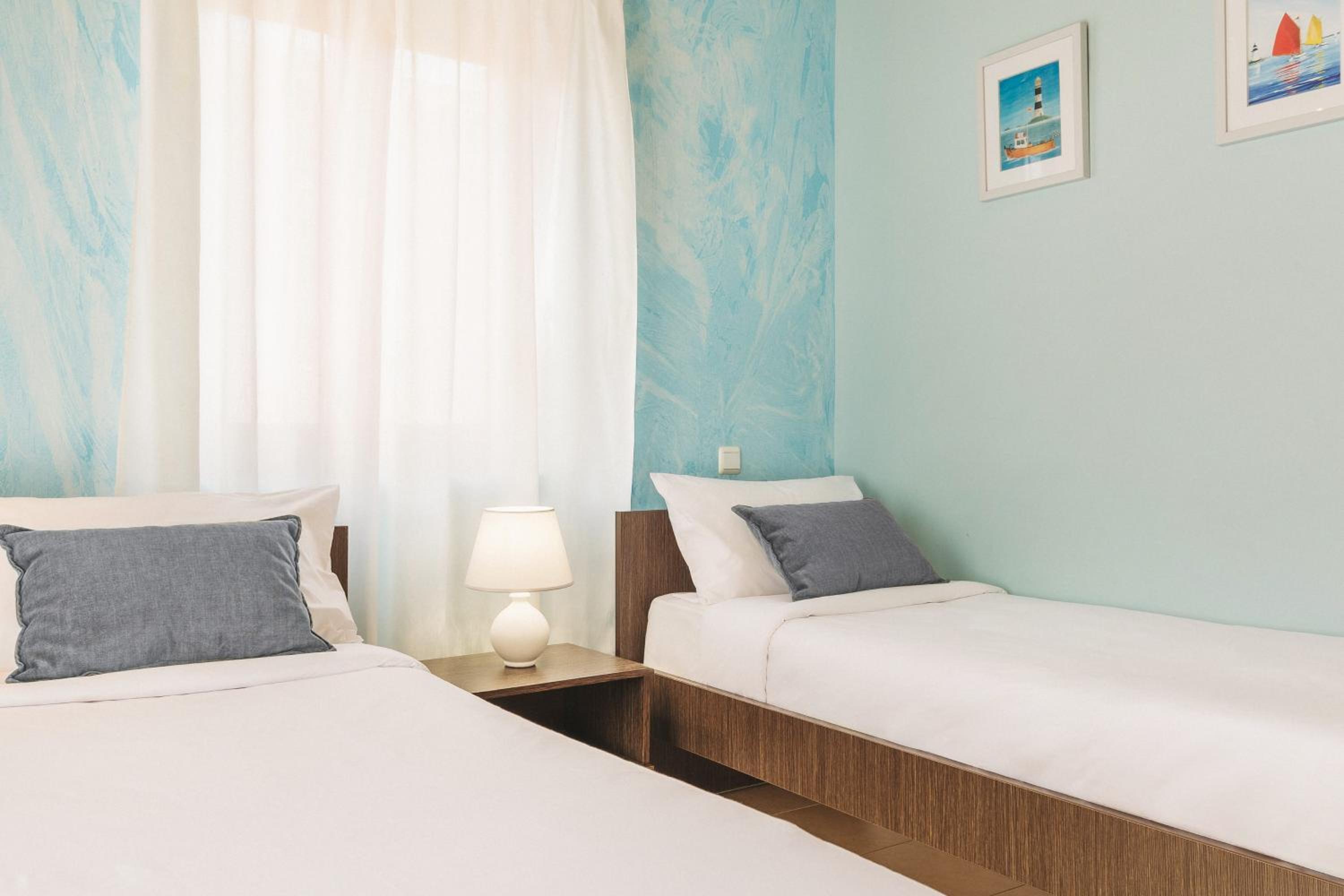 Dreamland Villas