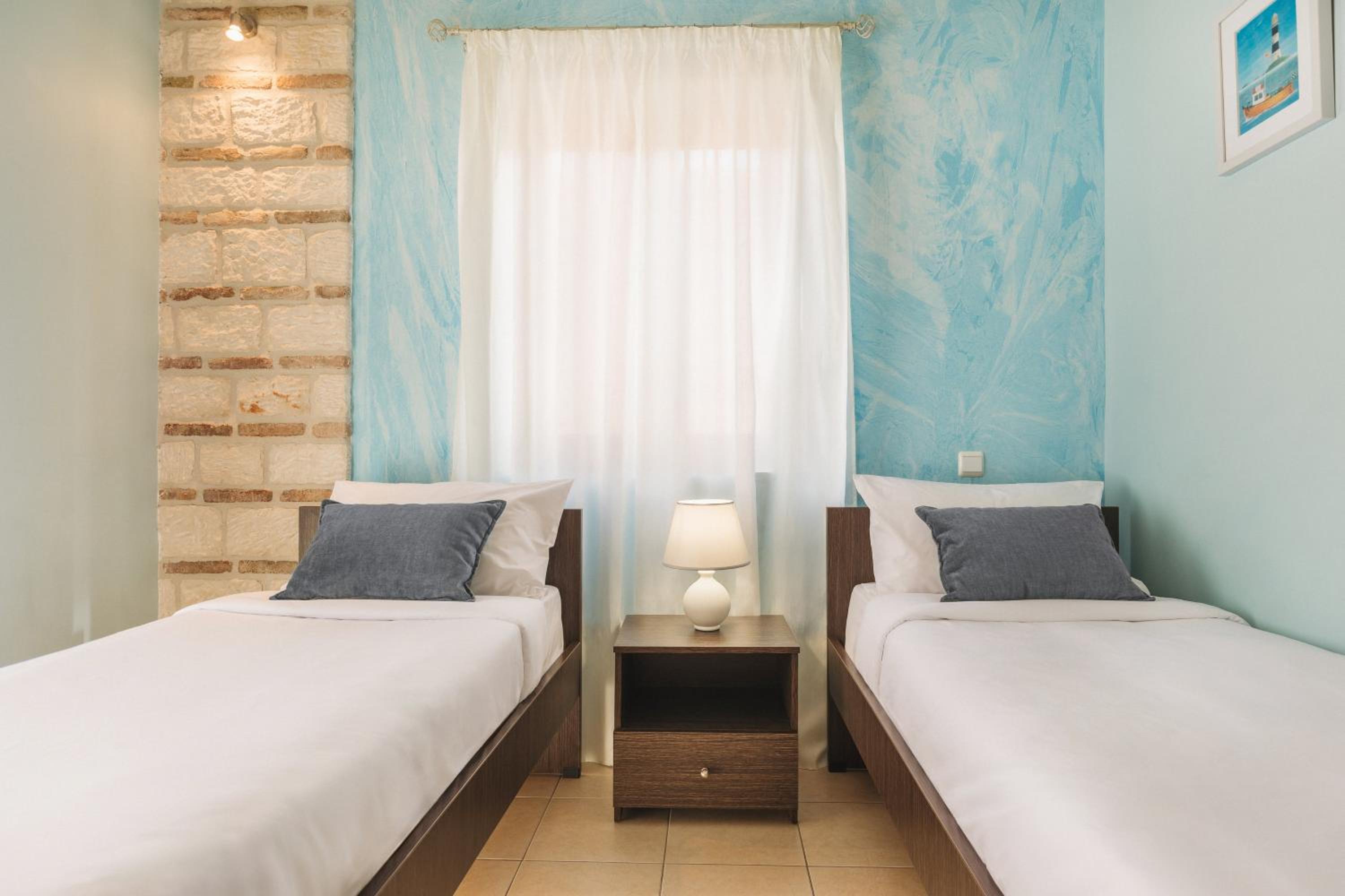Dreamland Villas