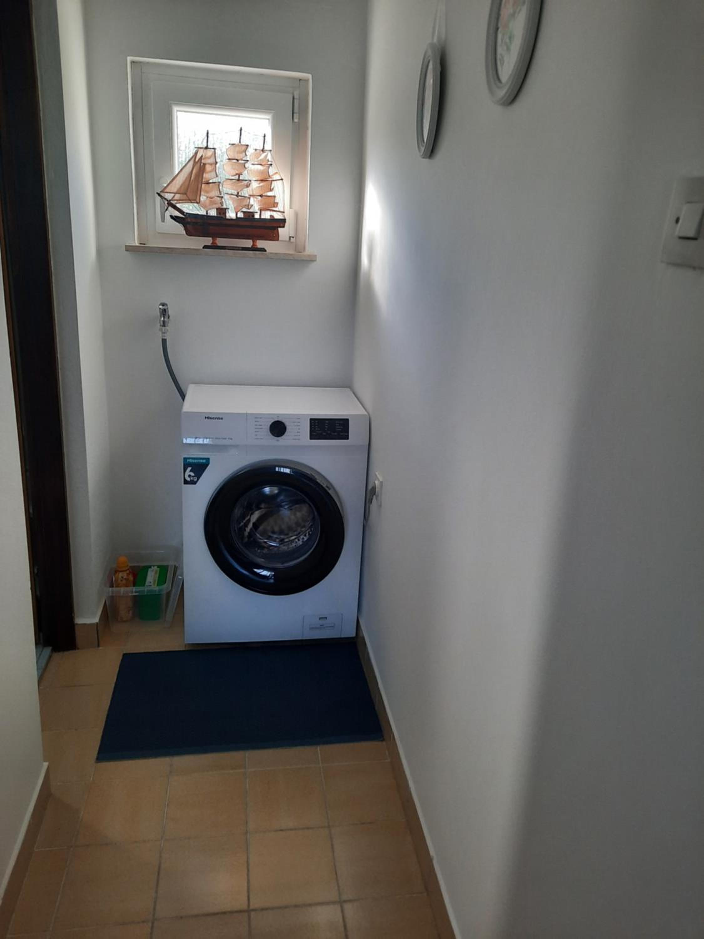 Photo 48