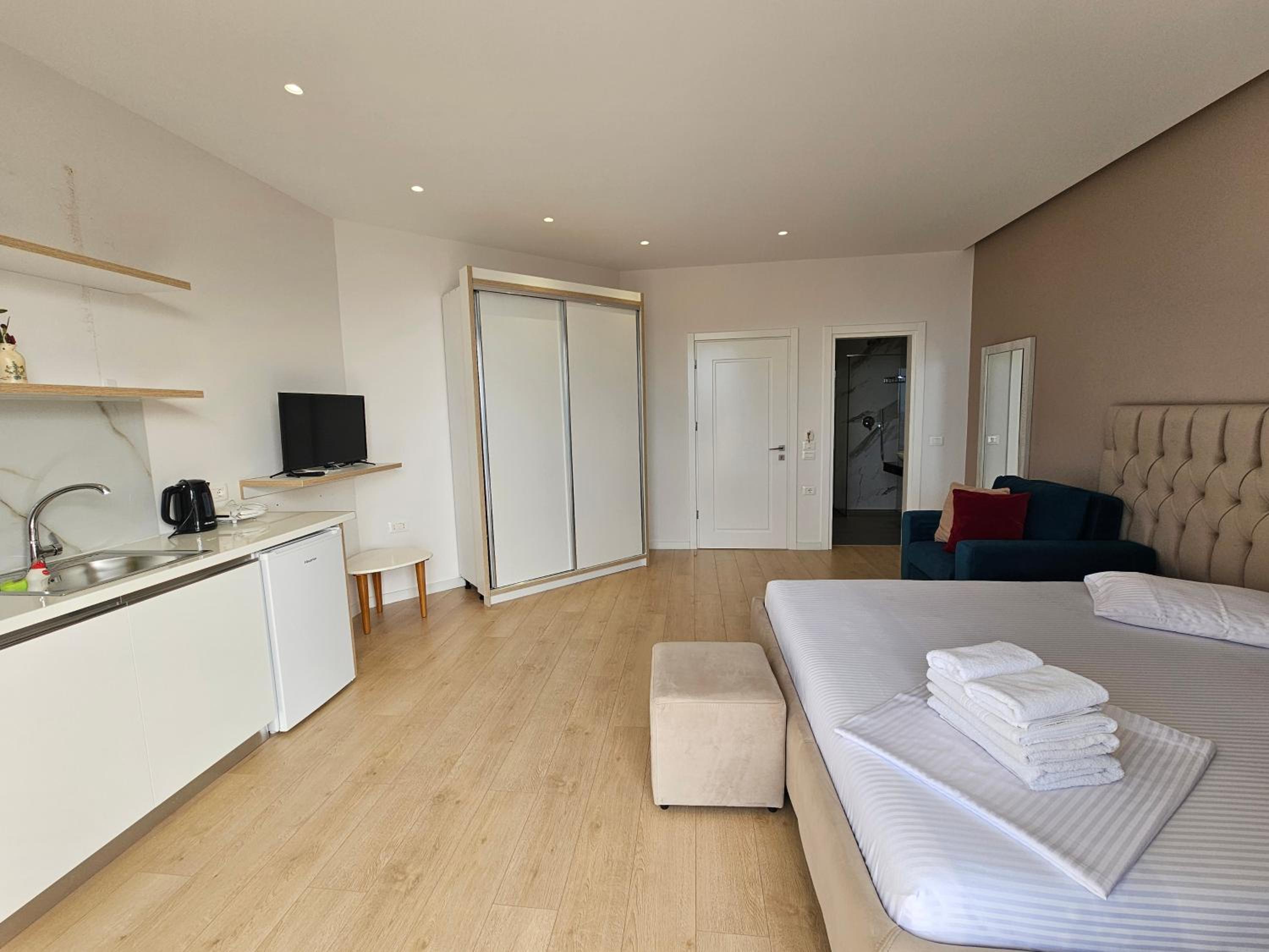 Dani's Apartments