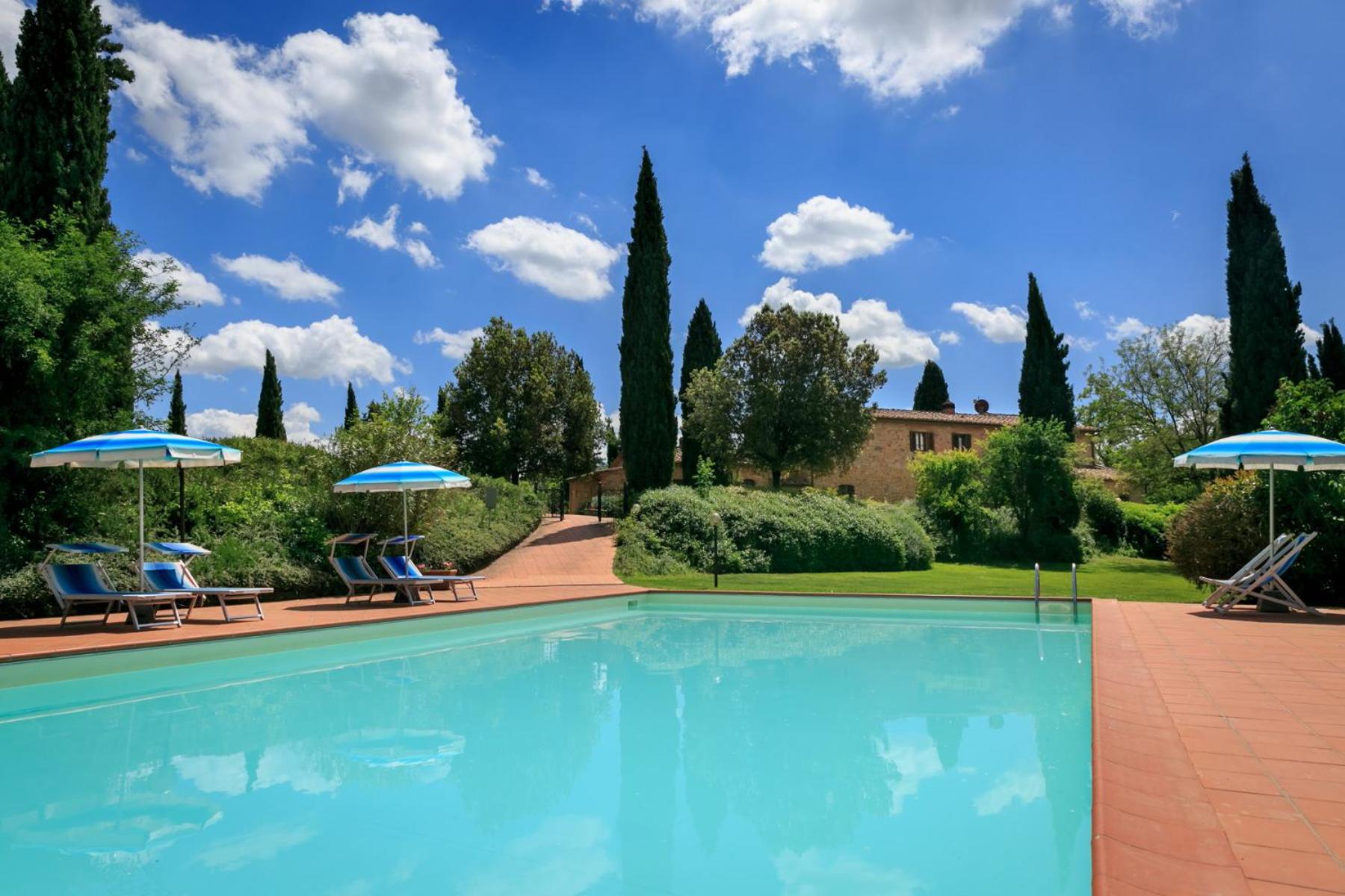 Podere Fignano, holiday home - apartments, renovated 2024