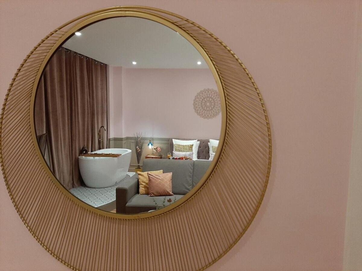 Luxury Suite Paris Republique