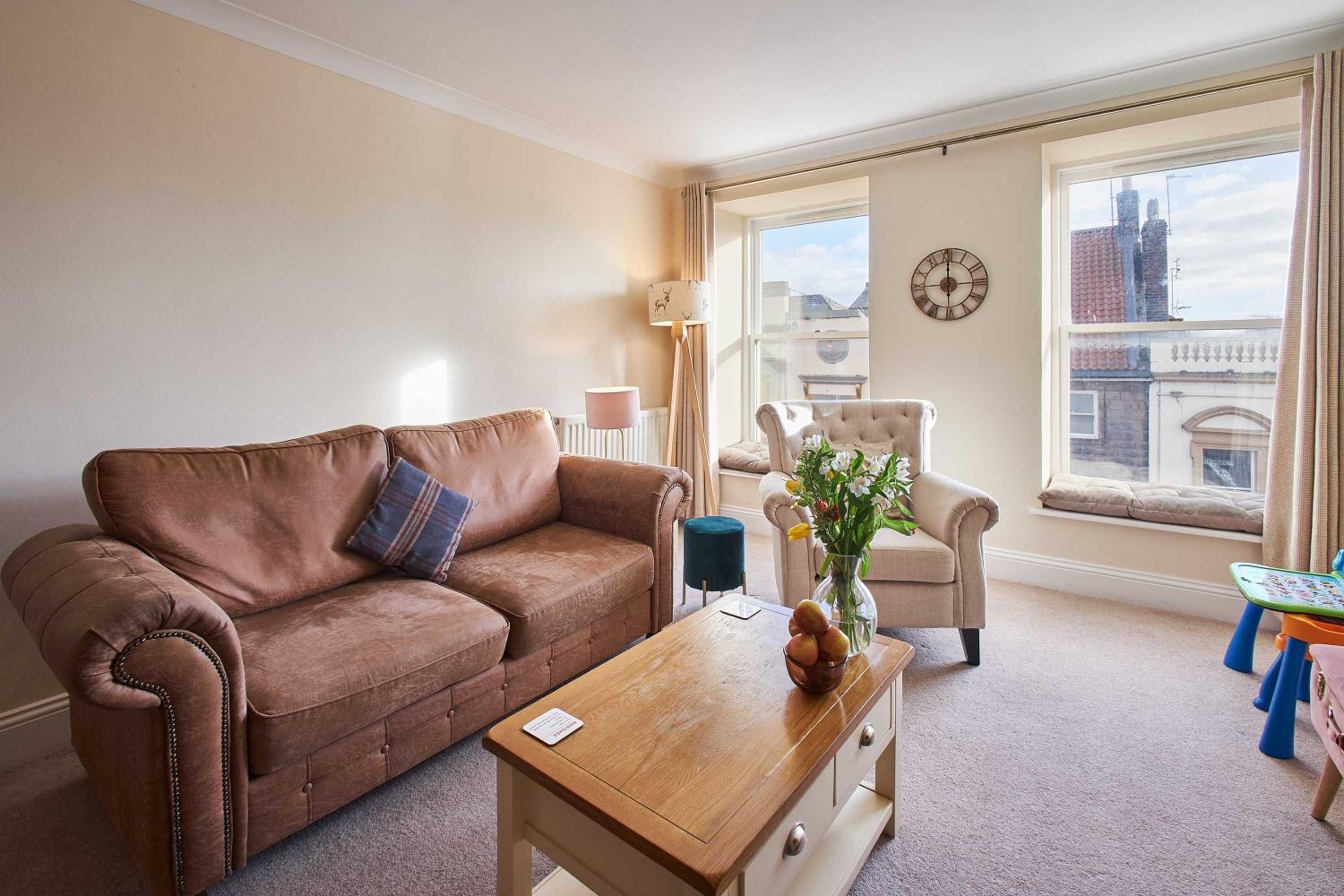 Host & Stay - Hide Hill Apartments view 2