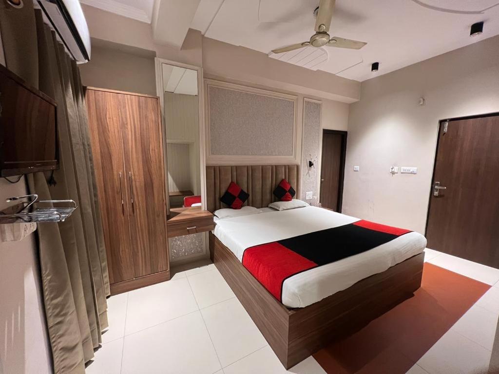 M House