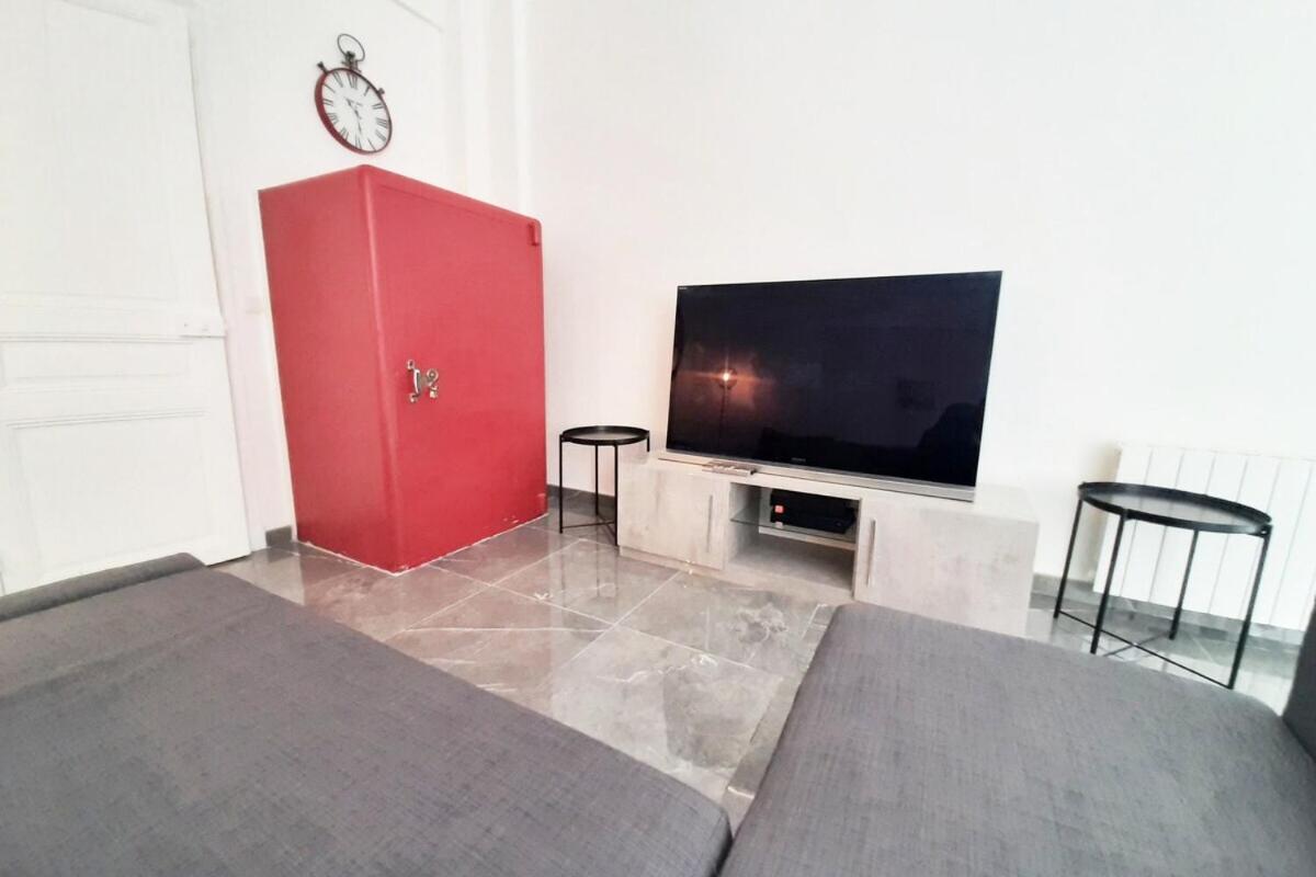 Sweet Apartment in Paris Montmartre