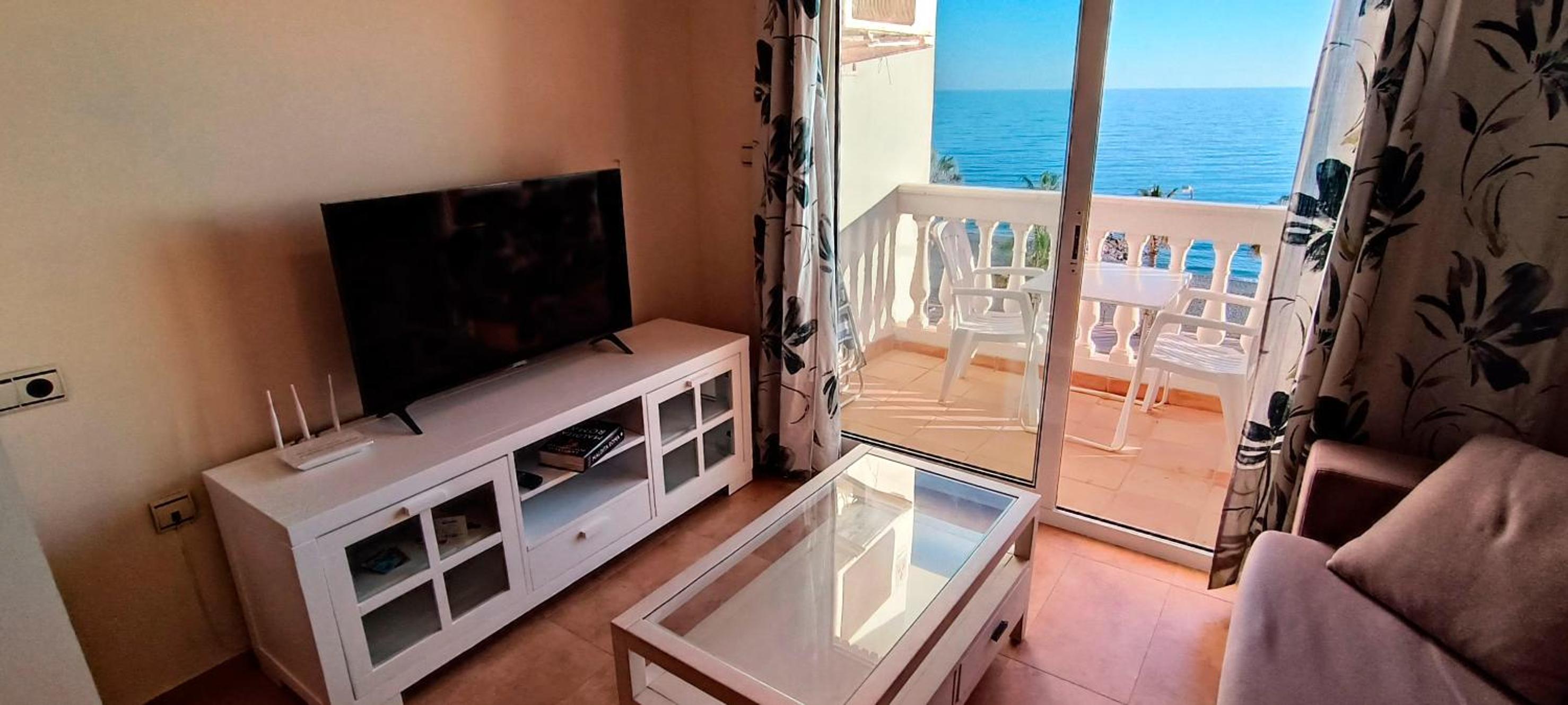 ESTUDIO DELANTE DEL MAR