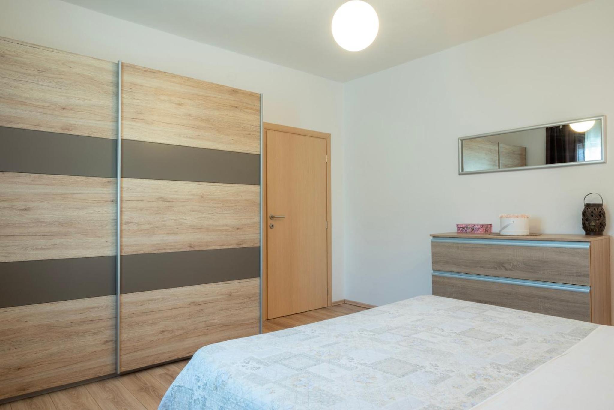 Apartman Karlo Antonio view 2
