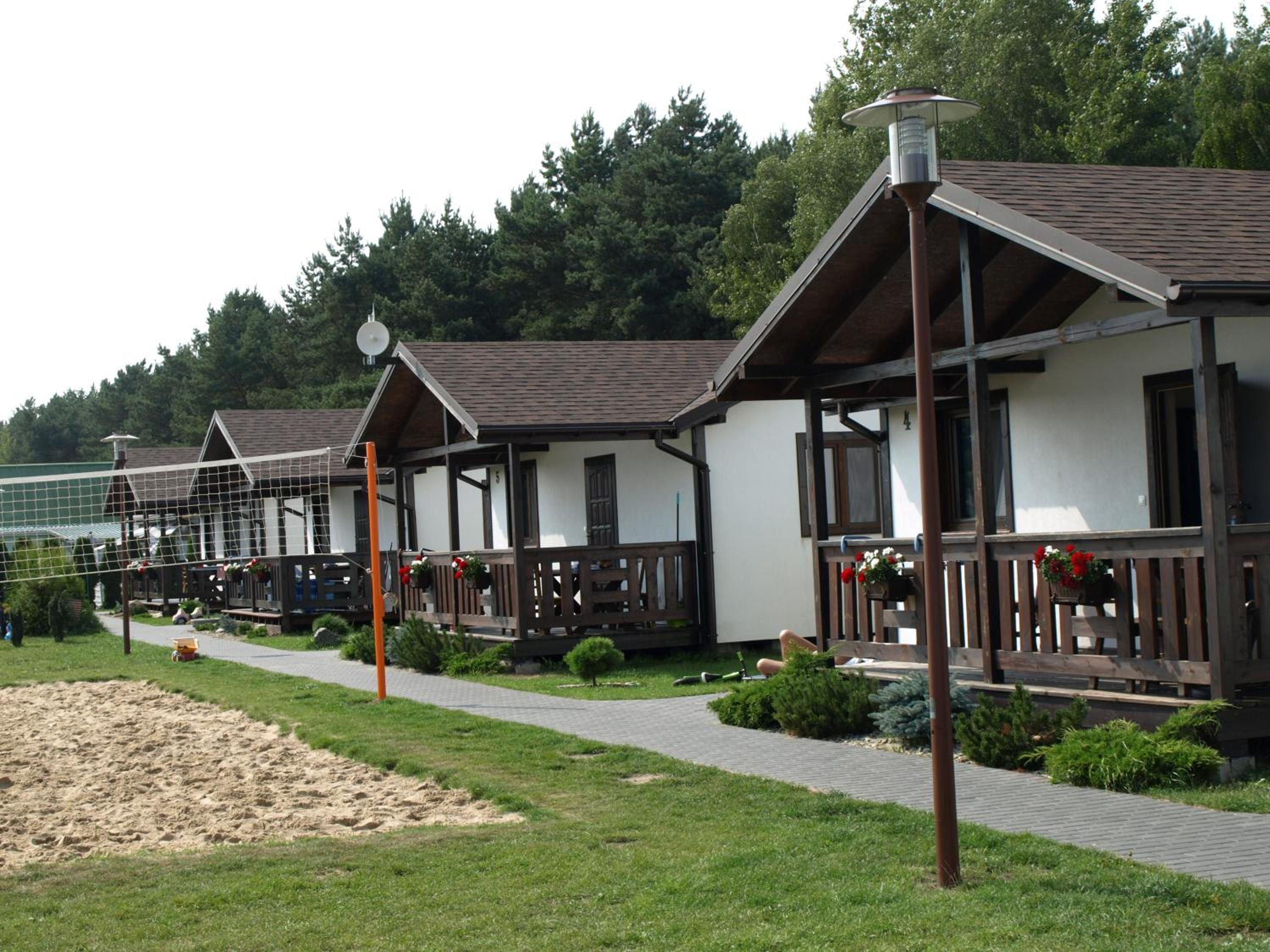 Domki letniskowe LENIUSZKOWO view 2