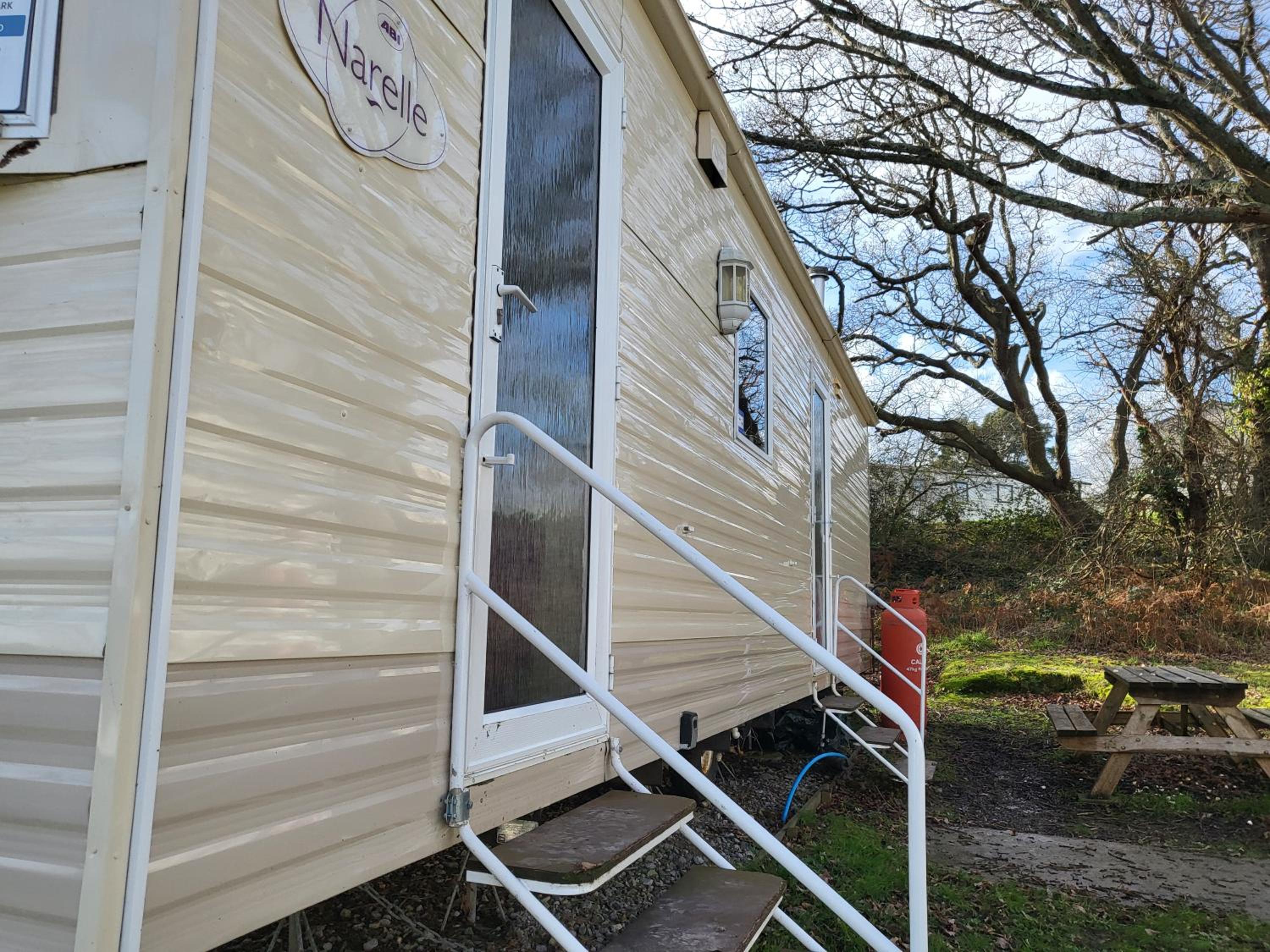 Photo 18