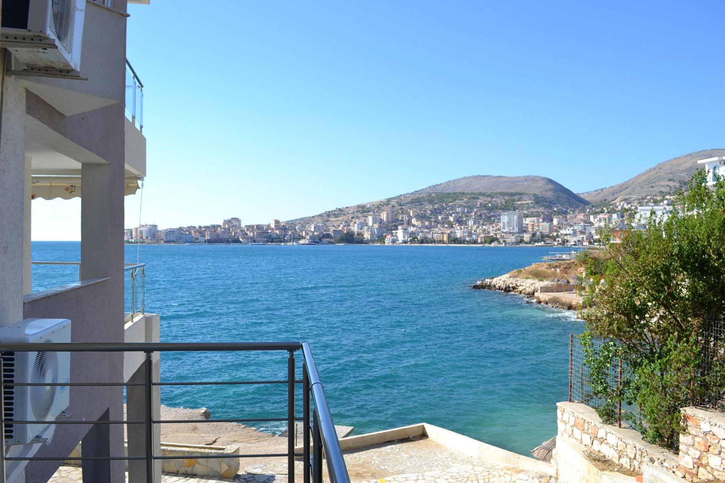 Azzura Beachfront Apartment in Saranda