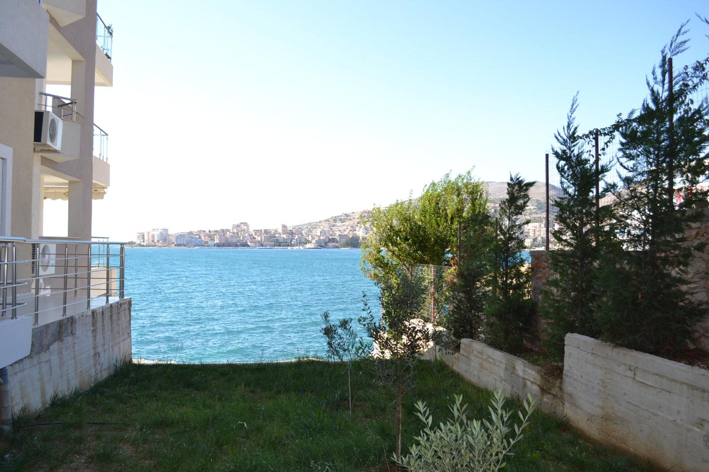 Azzura Beachfront Apartment in Saranda