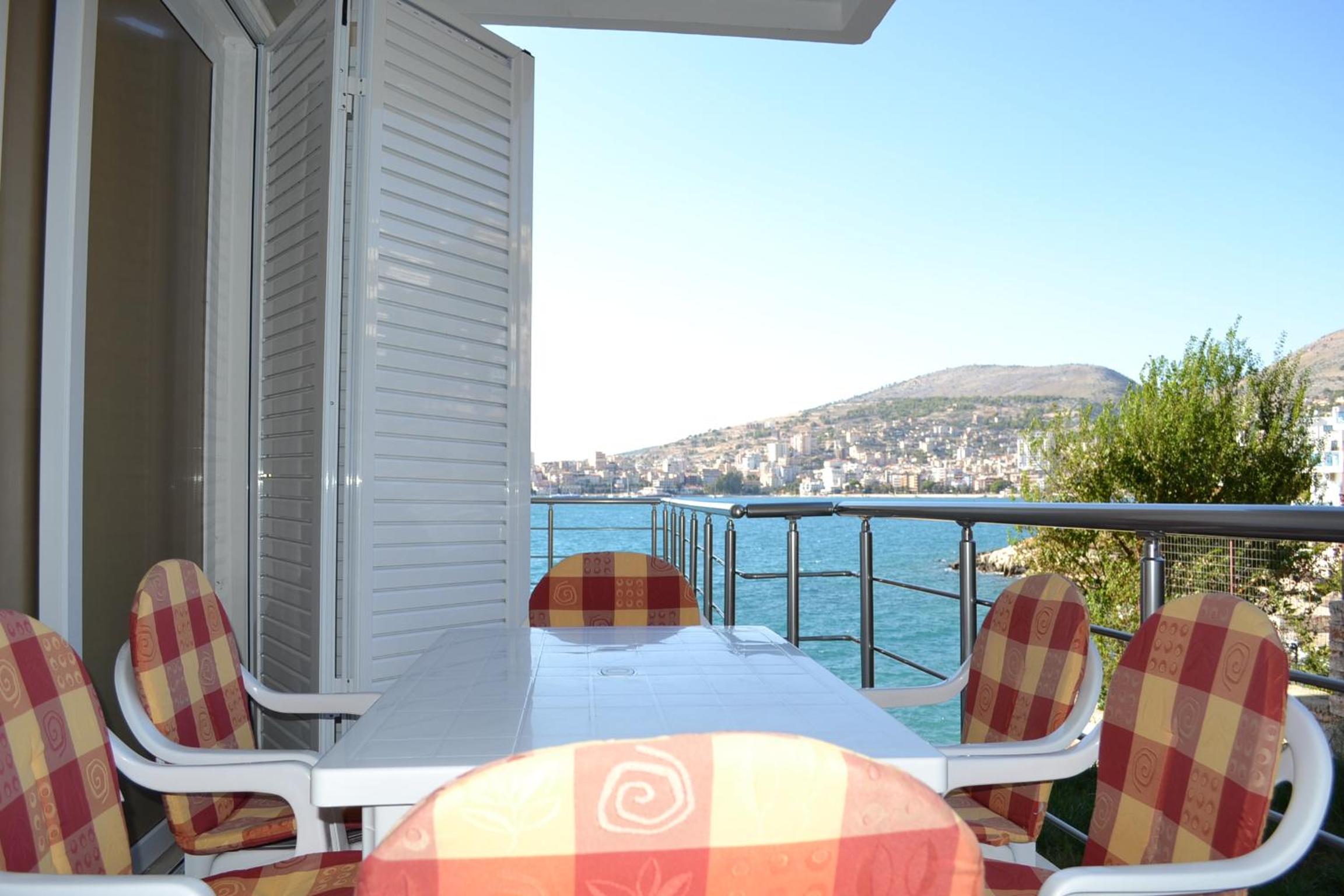Azzura Beachfront Apartment in Saranda