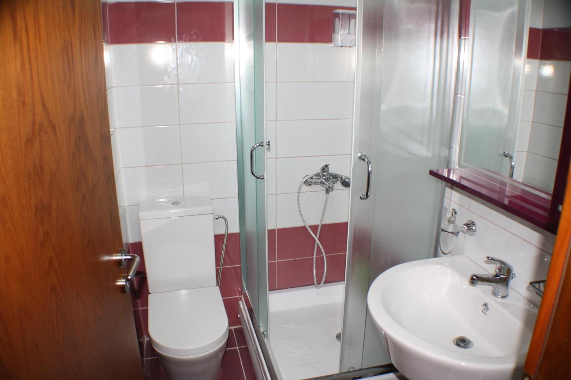 Azzura Beachfront Apartment in Saranda