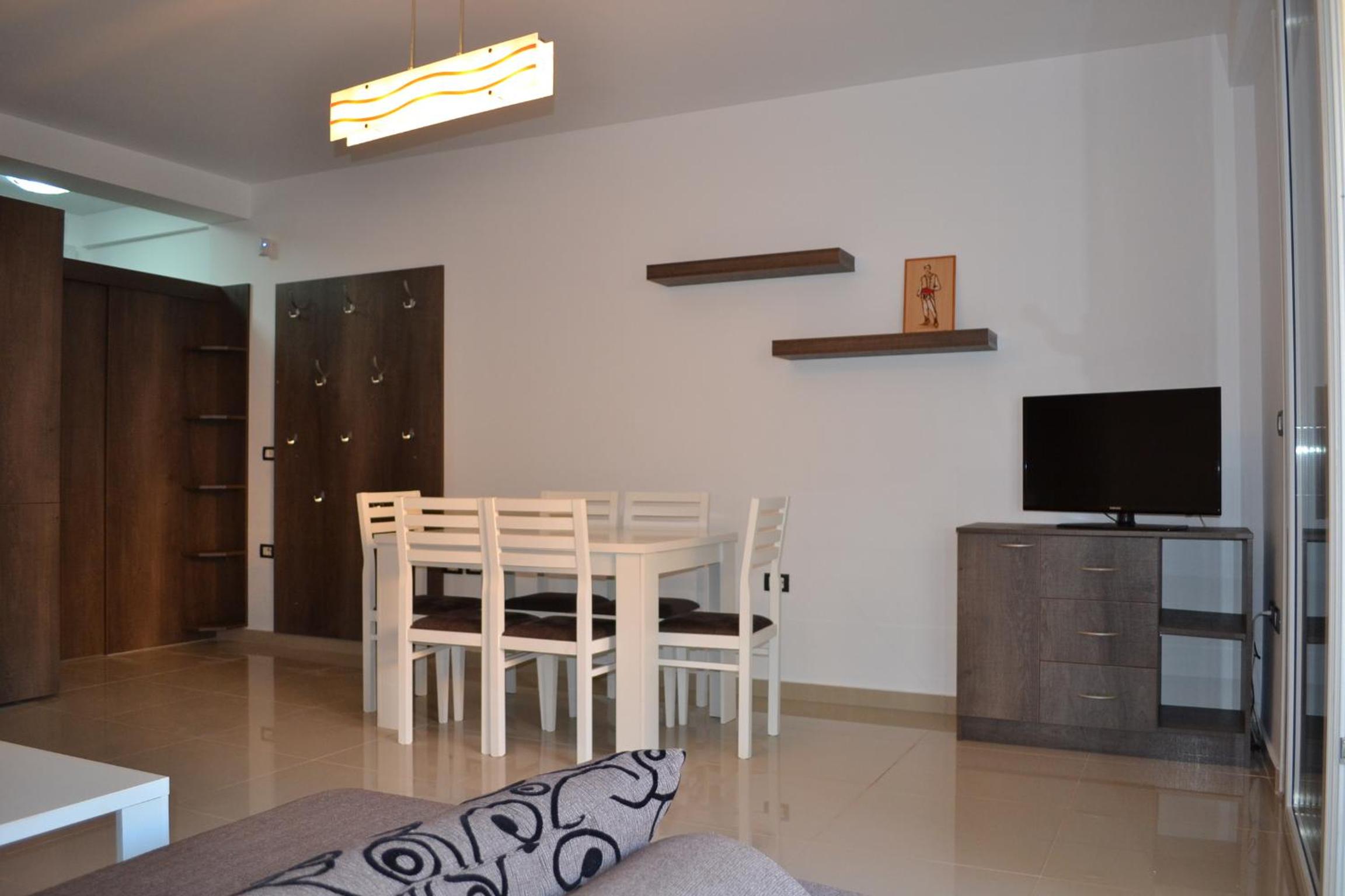 Azzura Beachfront Apartment in Saranda