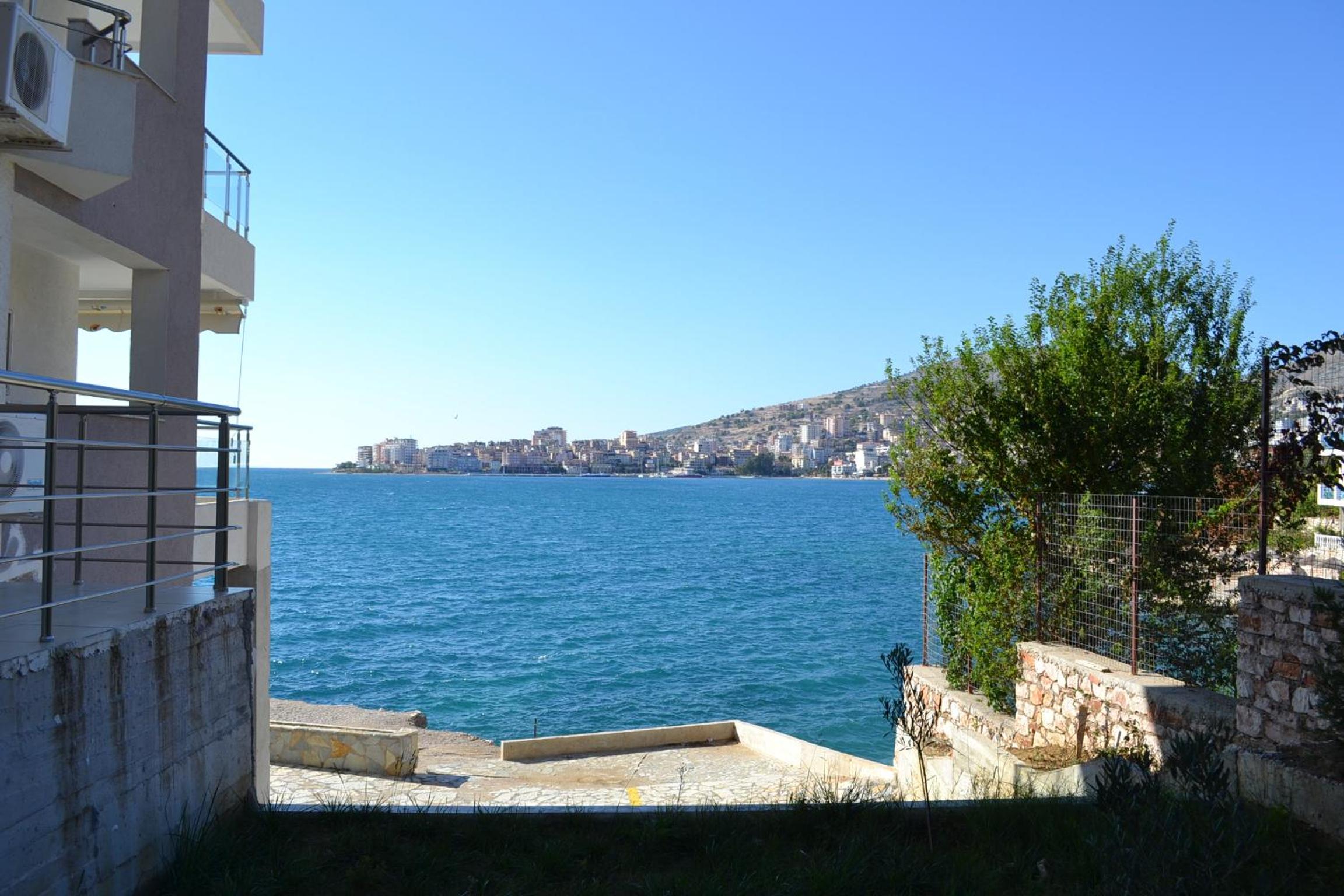 Azzura Beachfront Apartment in Saranda