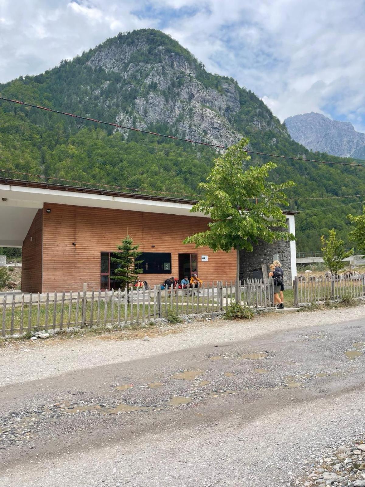 Guest House 