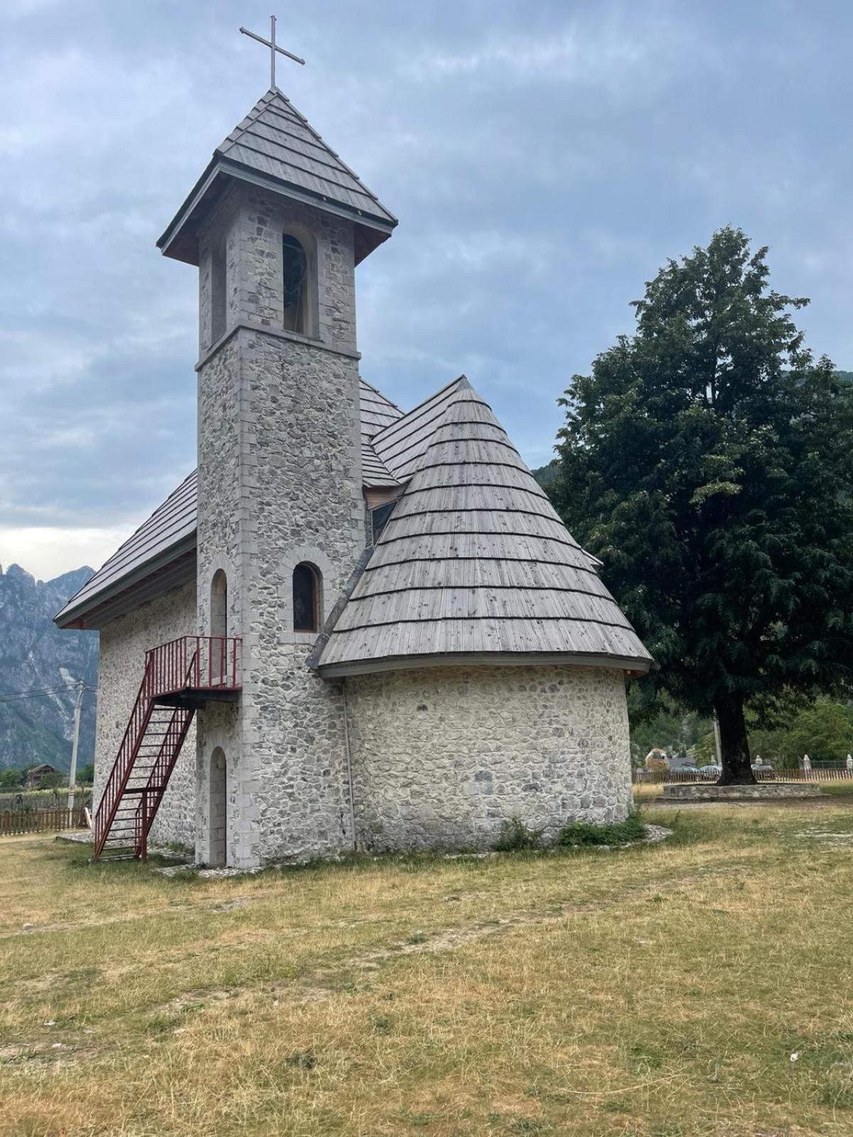 Guest House 