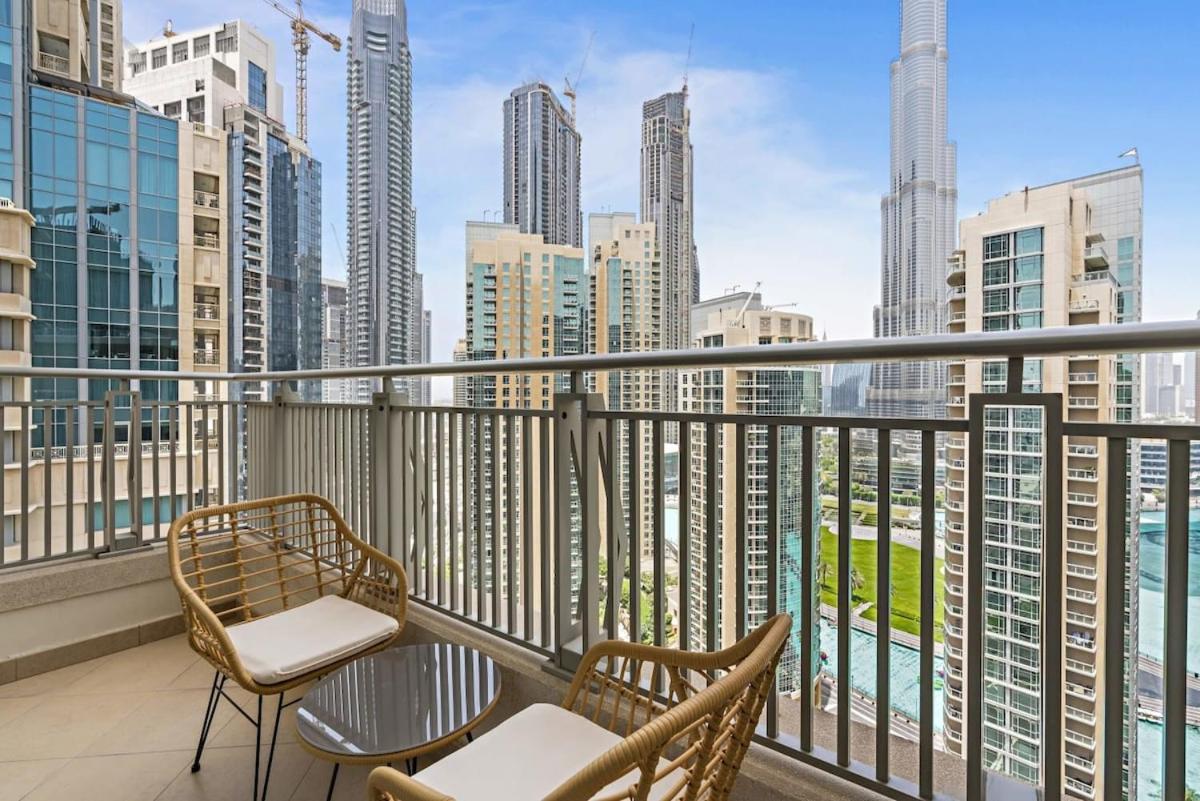 Silkhaus with full Burj Khalifa & fountain view 1BDR in Downtown