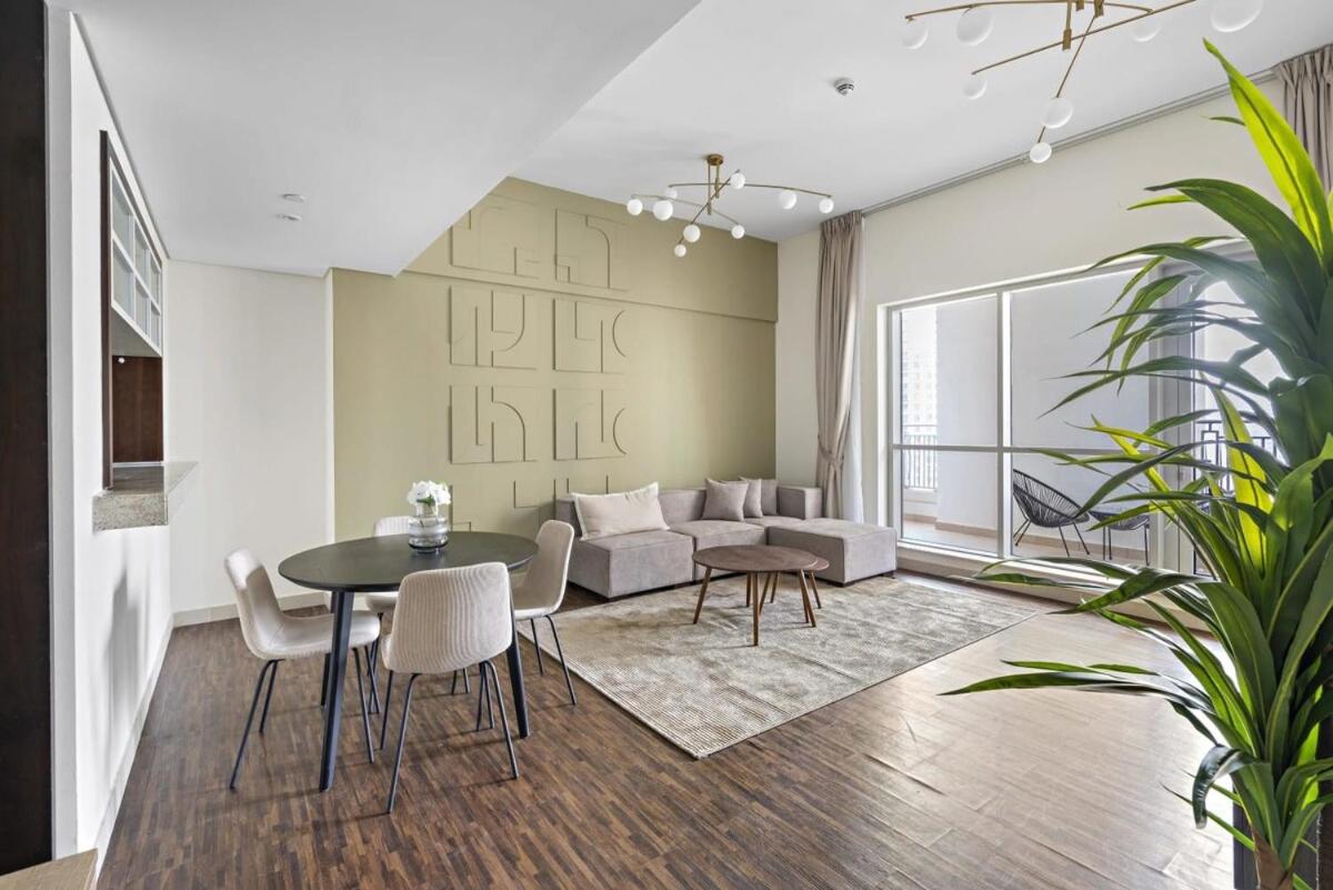 Silkhaus with full Burj Khalifa & fountain view 1BDR in Downtown
