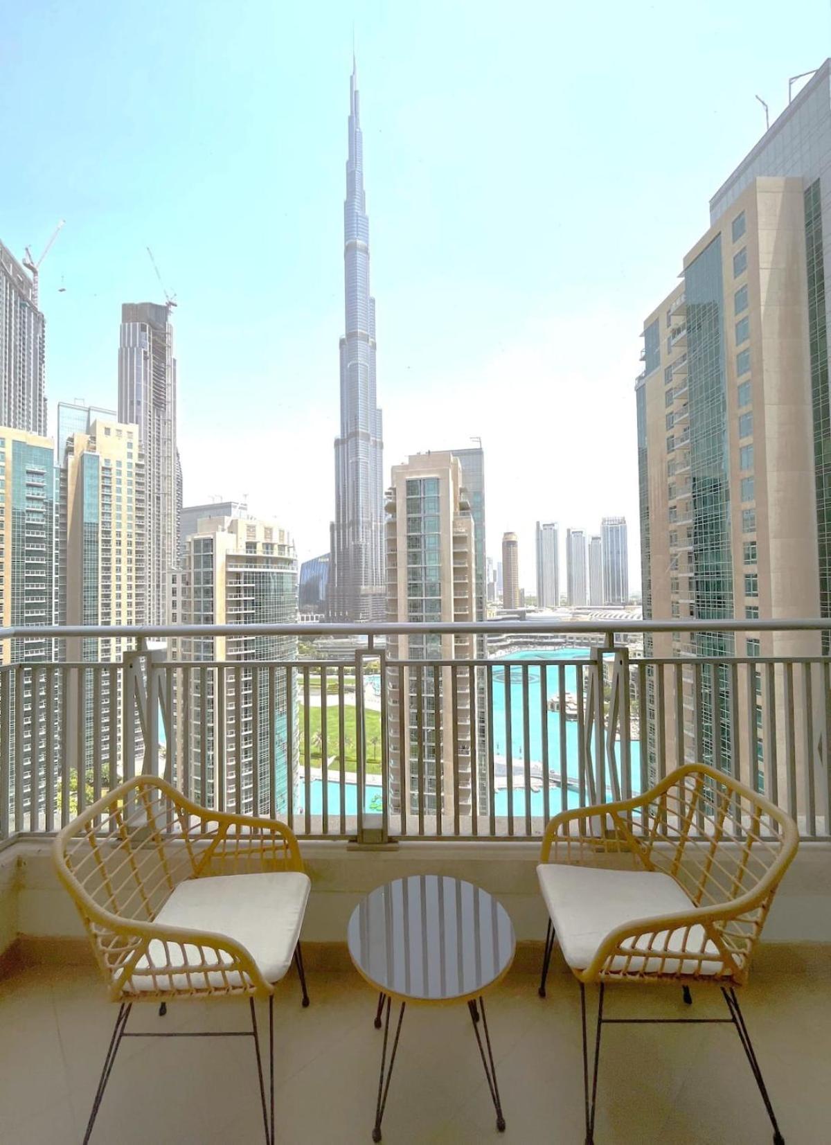 Silkhaus with full Burj Khalifa & fountain view 1BDR in Downtown