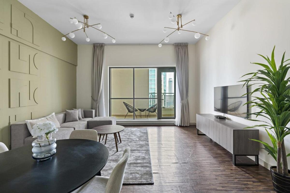 Silkhaus with full Burj Khalifa & fountain view 1BDR in Downtown