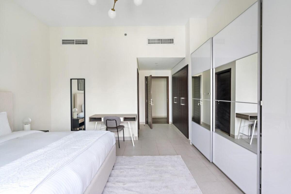Silkhaus with full Burj Khalifa & fountain view 1BDR in Downtown
