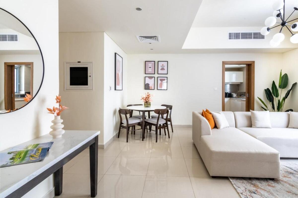 Silkhaus newly furnished 1BDR in Downtown near Burj Khalifa