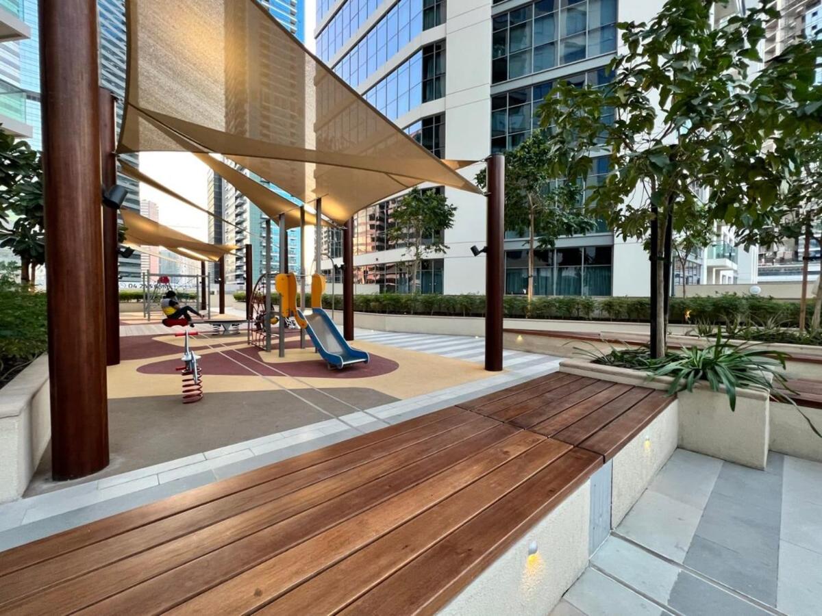 Silkhaus unique 1BDR pad gorgeous view in new tower