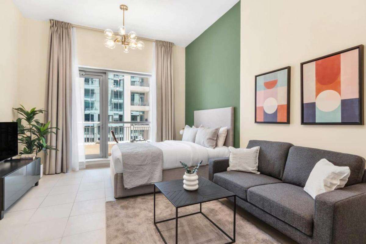 Silkhaus lovely studio with Downtown view in Boulevard central