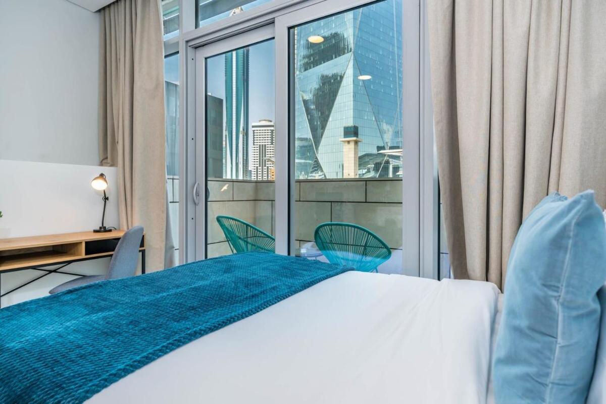 Silkhaus newly furnished studio facing DIFC with pool and gym access