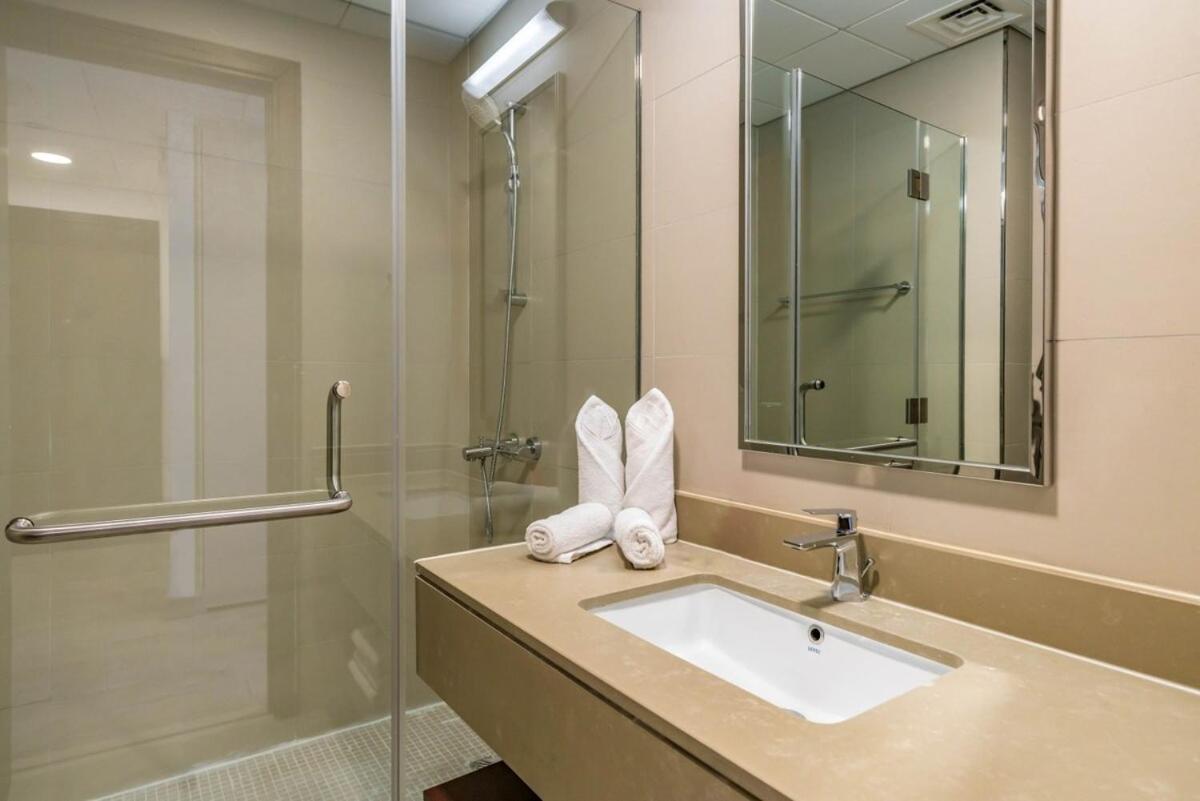Silkhaus newly furnished studio facing DIFC with pool and gym access