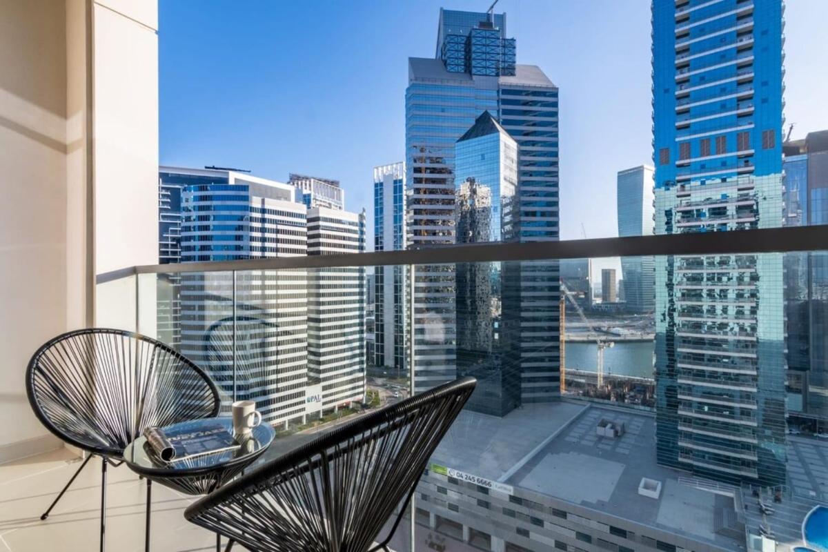 Silkhaus spacious central Downtown 1BDR in new tower